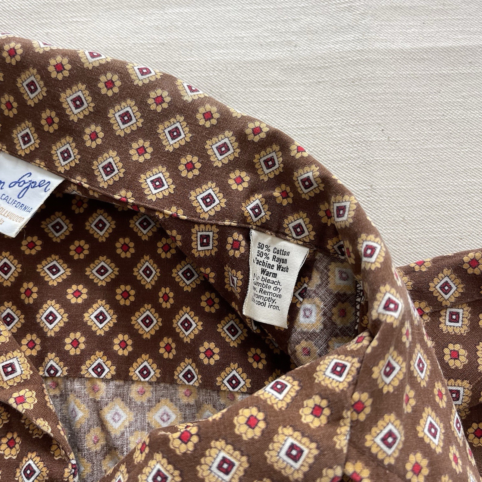 Vintage 60s Don Loper by Duke of Hollywood Abstract Pattern Rayon Blend Shirt