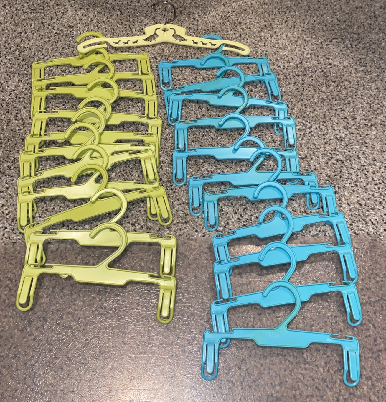 Lot of 23 Vintage Children’s Hangers Plastic 1960s? Pants Bottom Hang Crafts