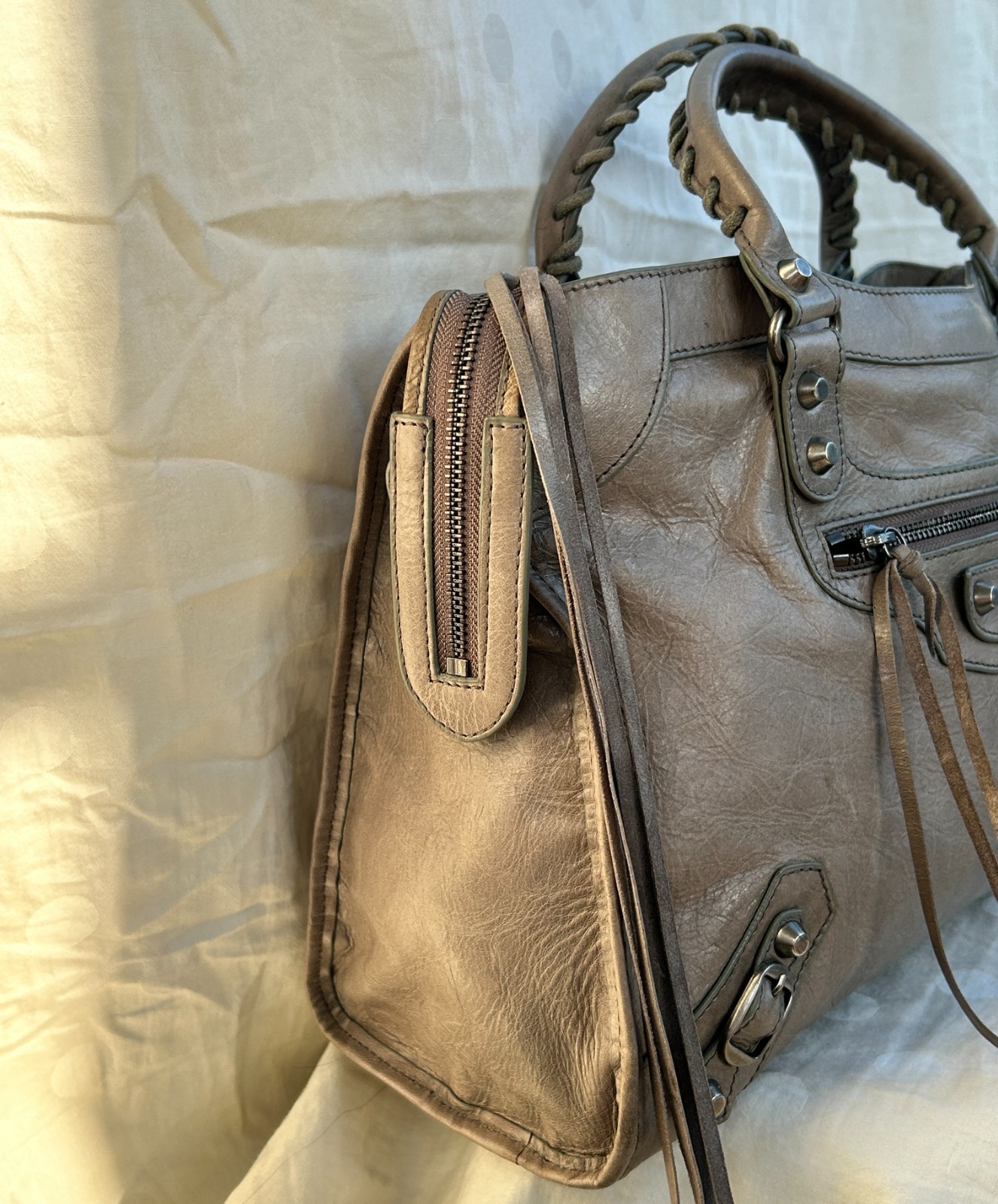 Vintage Balenciaga 2004 Classic Le City Medium | Army Green