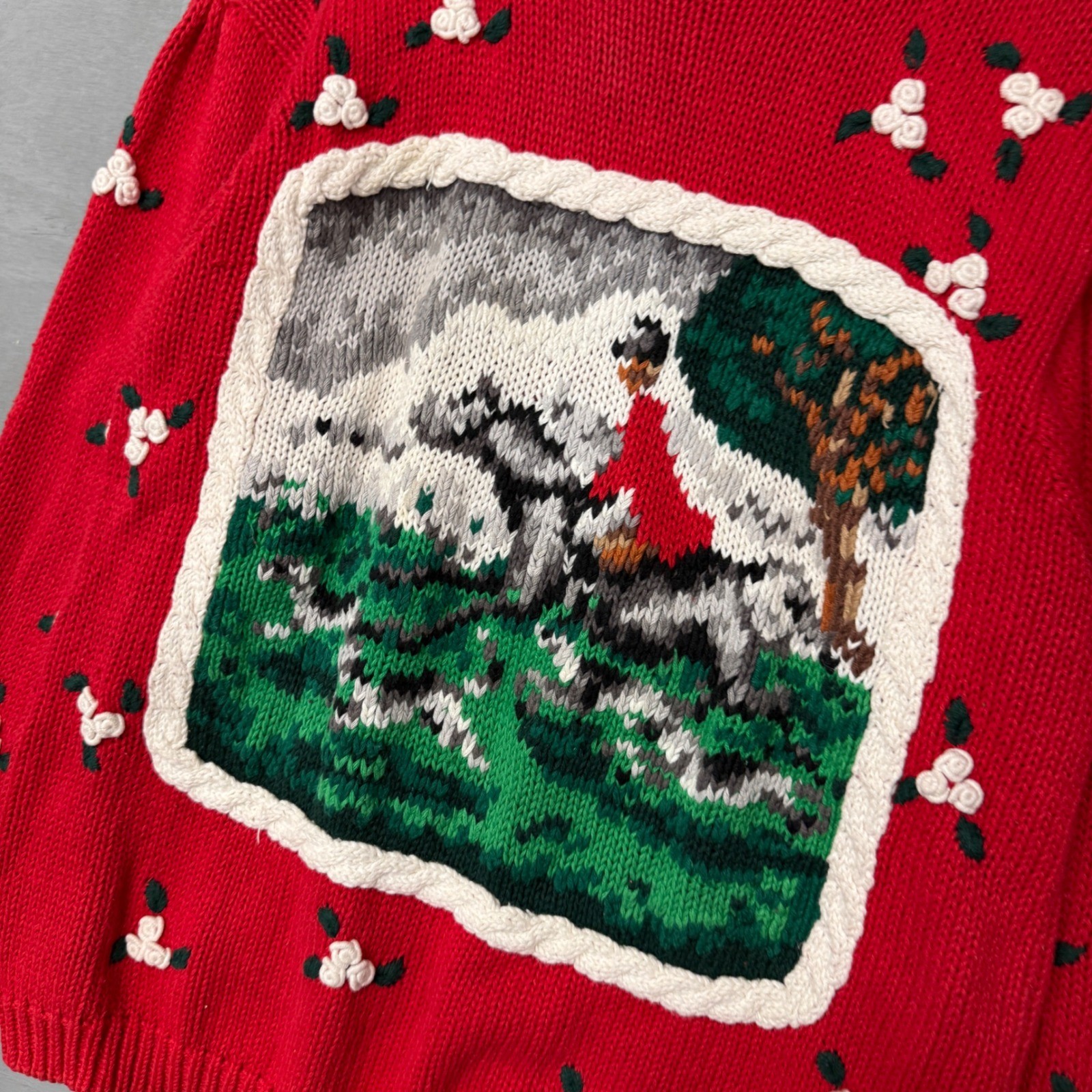 The Eagle’s Eye Vintage 1991 Horse Riding Scene Sweater Red Floral Knit Large