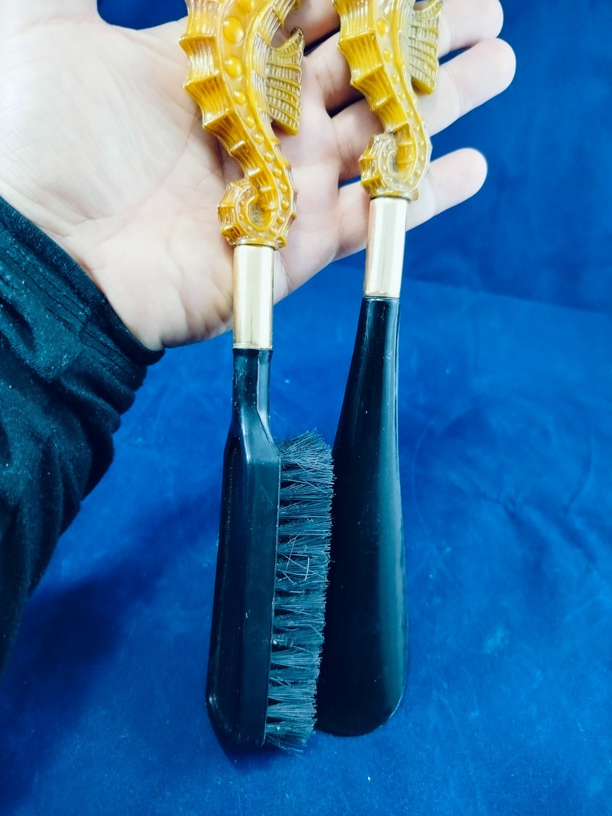 Vintage 1950s-60s Seahorse Bakelite Shoe Horn & Brush Set Mid Century Kitsch