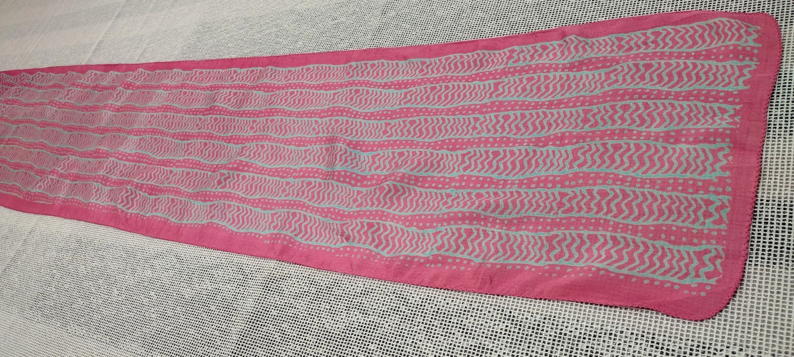 Vintage Pure Silk Rose PINK Long Scarf TRIBAL ZIG ZAG MADE IN INDIA 90s Zashi