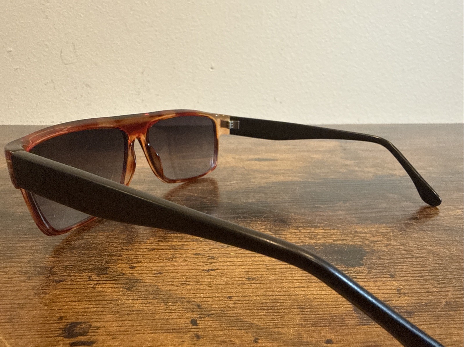 Vintage Square Aviator Sunglasses – Tortoise Shell Front / Black Arms – KOREA