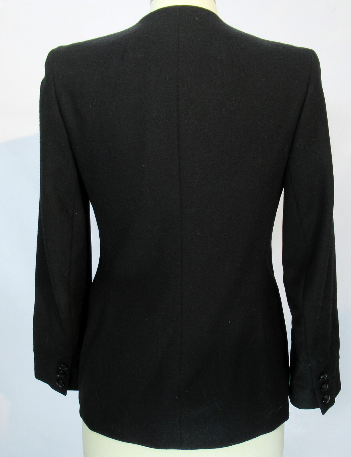 Harvé Benard for Saks Fifth Avenue 100% Wool black beaded collar blazer S