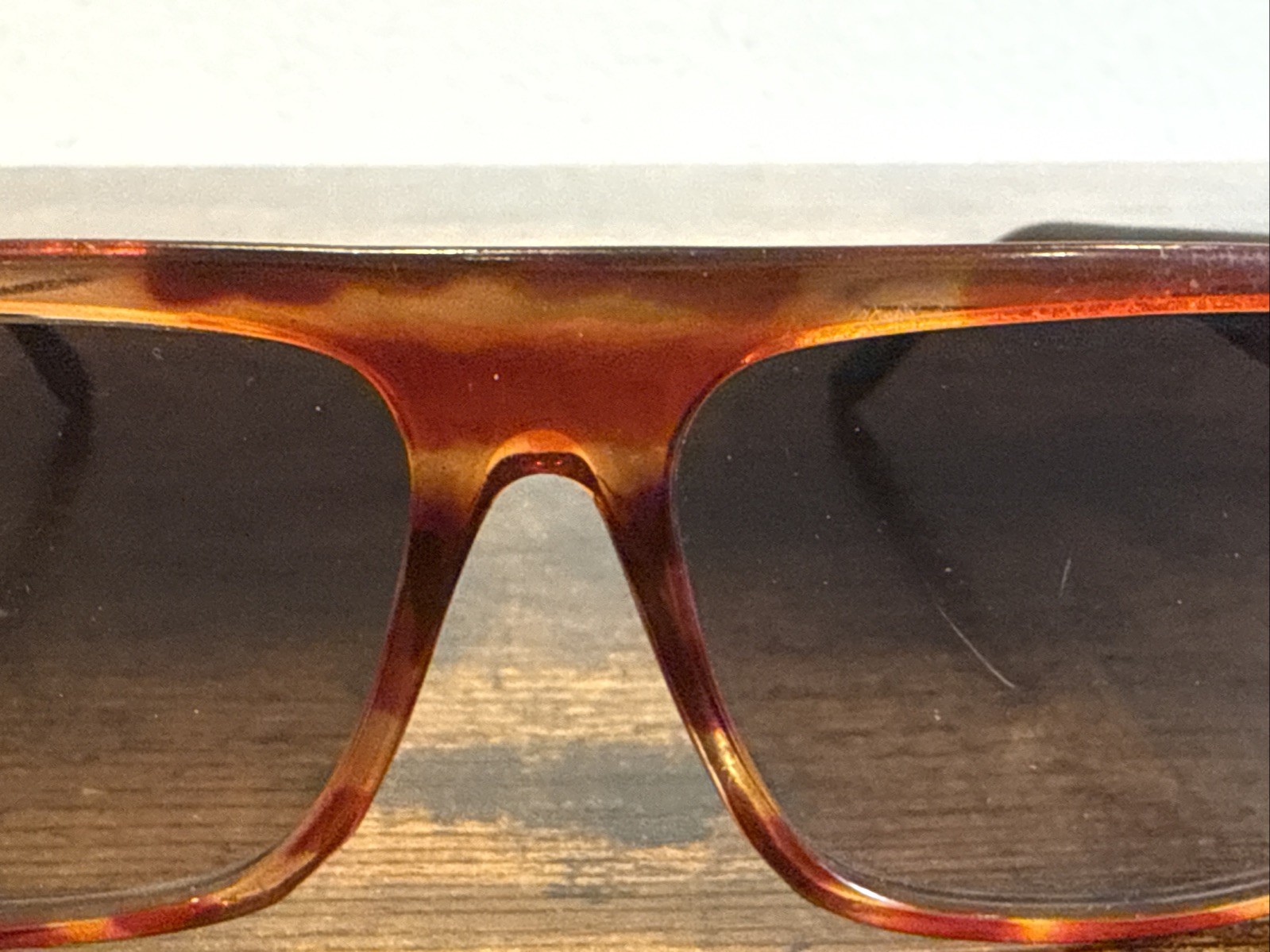 Vintage Square Aviator Sunglasses – Tortoise Shell Front / Black Arms – KOREA
