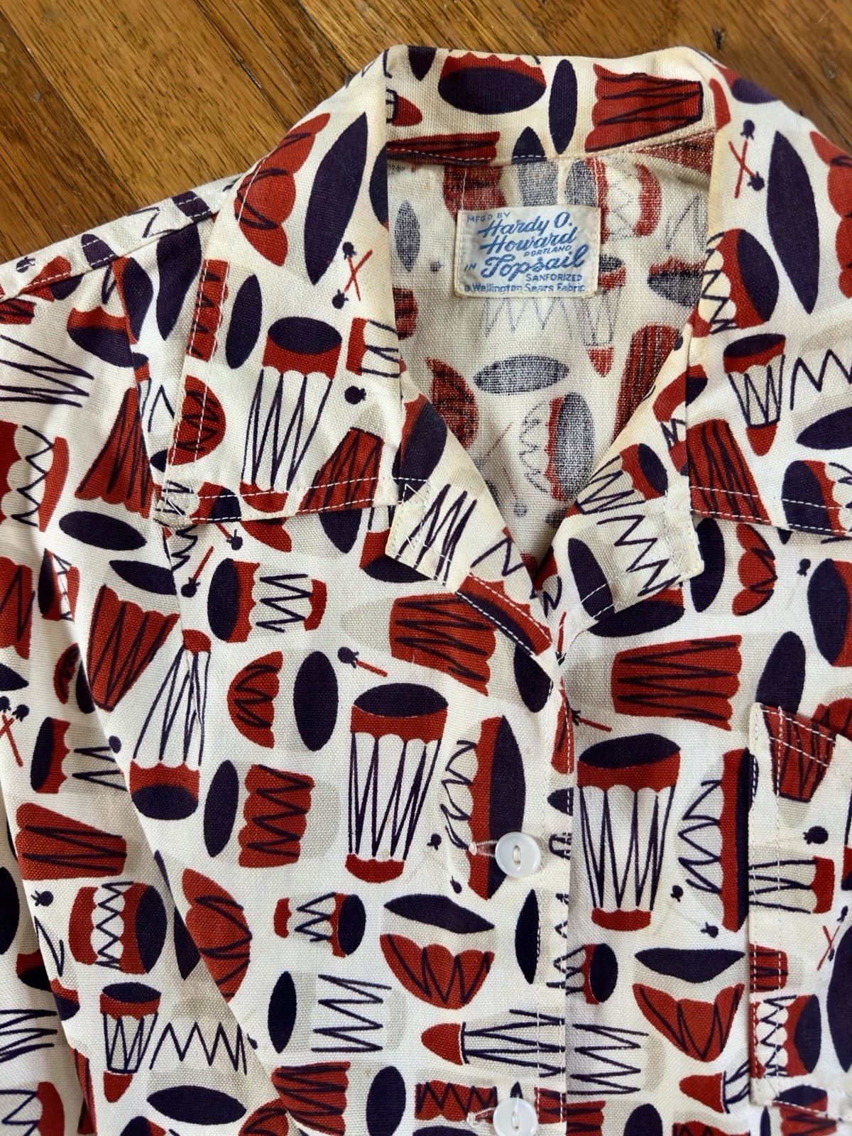 Vintage 1950s Novelty Print Blouse Skirt Two Piece Set Rare Tiki Drums Hawaiian
