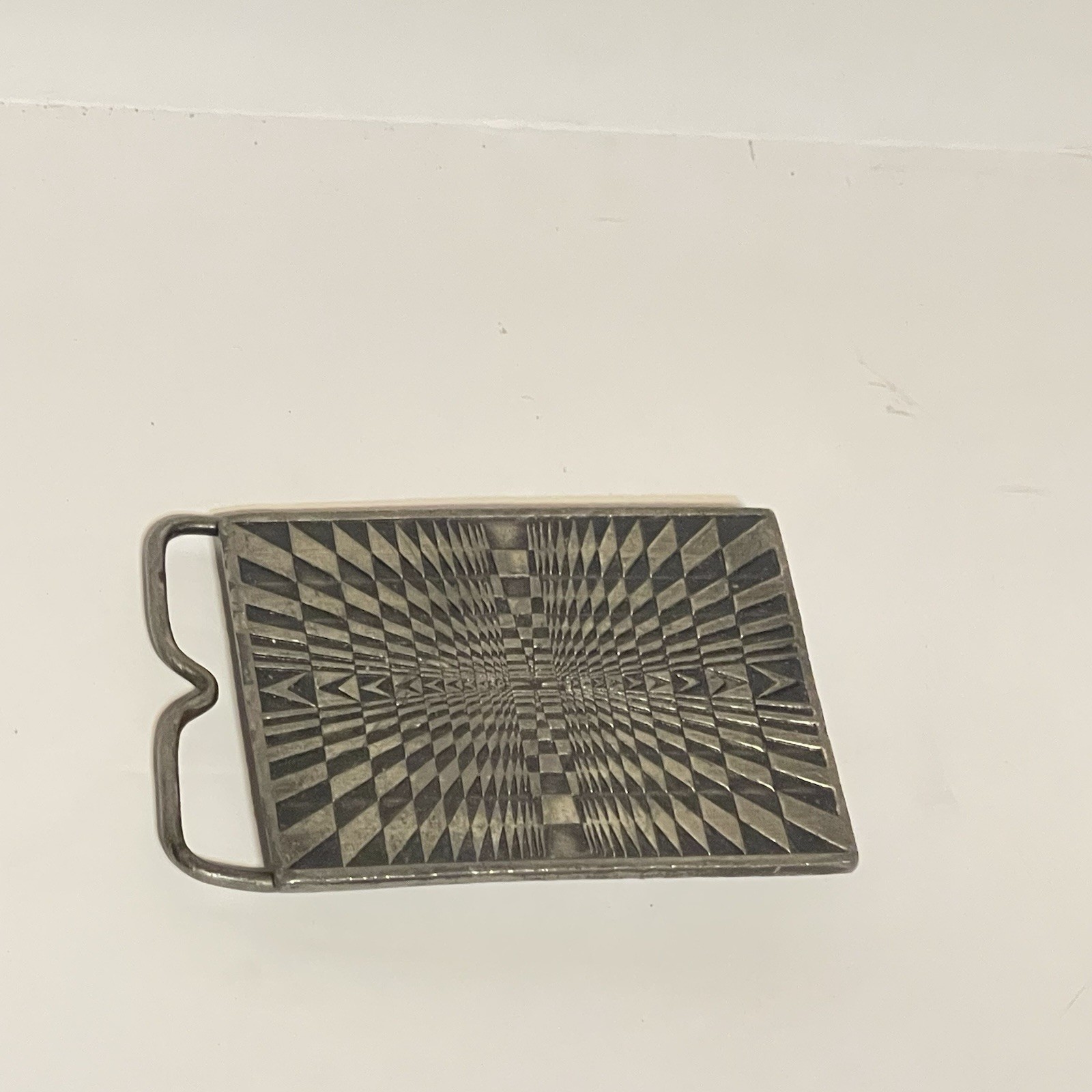 Vintage Bergamot Brass Works 1974 Pewter Optical Illusion Belt Buckle Mod Chic