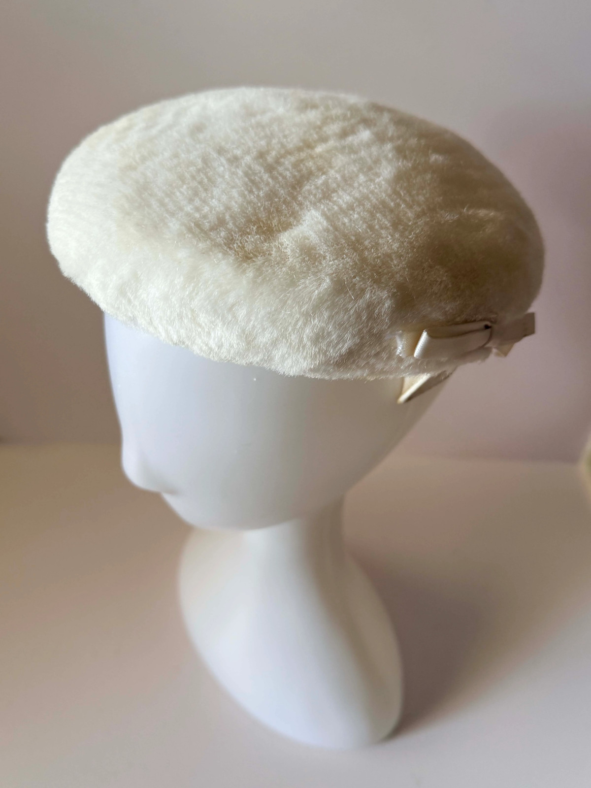 Vintage Ivory Faux Fur Pillbox Hat | Mid Century Winter Hat | Soft Faux Fur