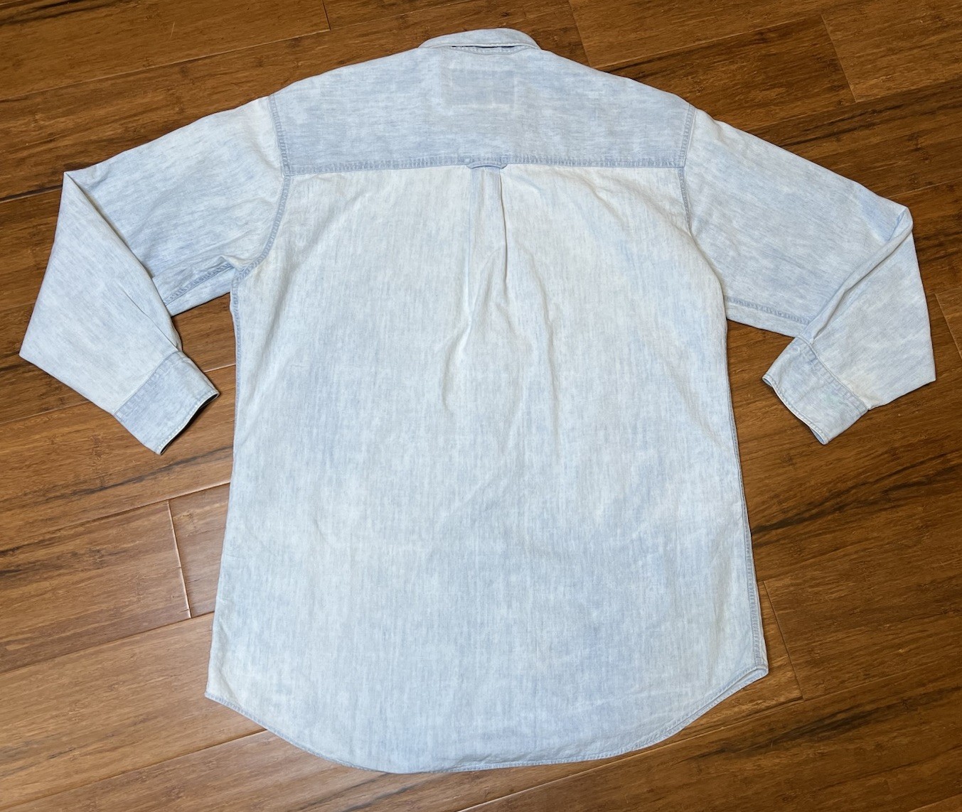 Vintage Men’s Ralph Lauren Chaps Faded Lightweight Denim Chambray Shirt 16 32-33
