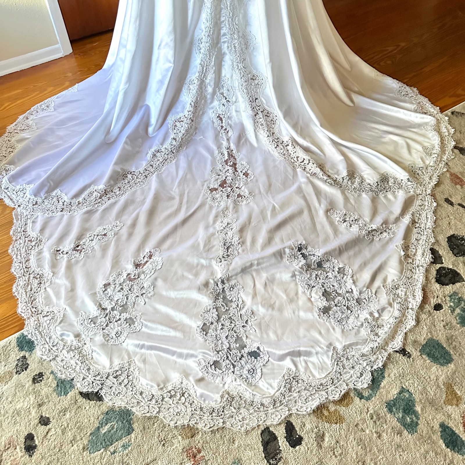 Vintage 1980s Romantic Eve of Milady Princess Wedding Gown Dress Long Train S