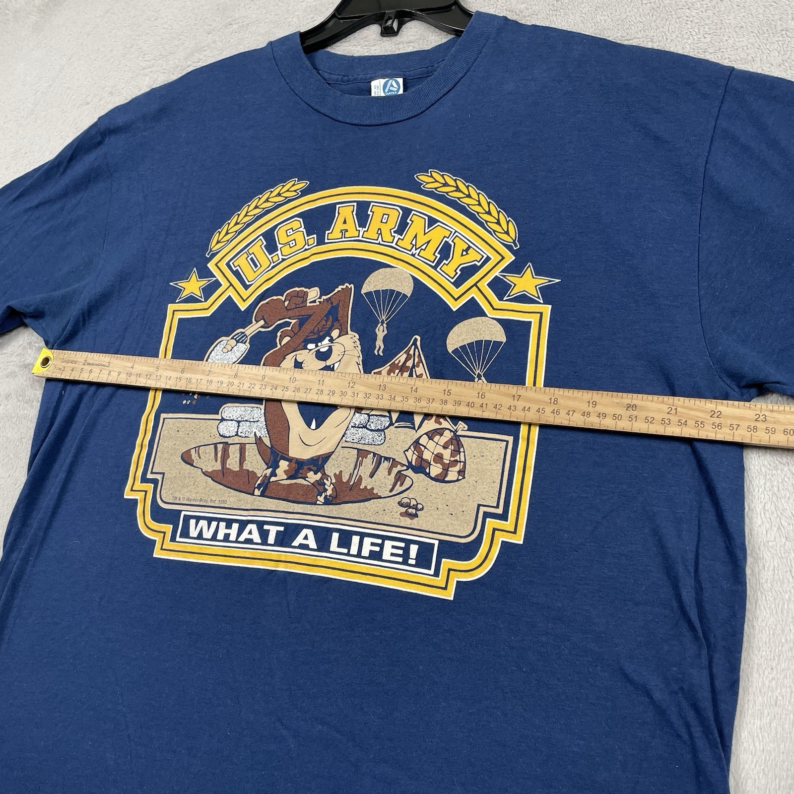 Vintage US Army Looney Tunes Shirt Mens Large Tasmanian Devil Single Stitch USA