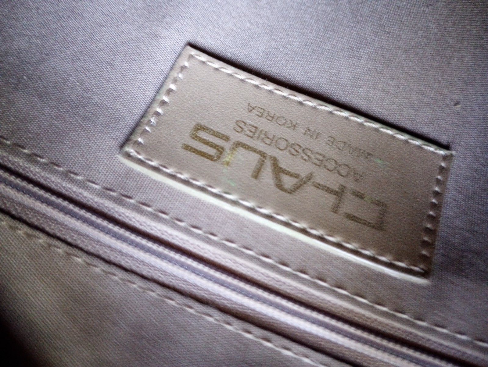 CHAUS CROSSBODY SHOULDER BAG Tan Textured LEATHER Made in Korea