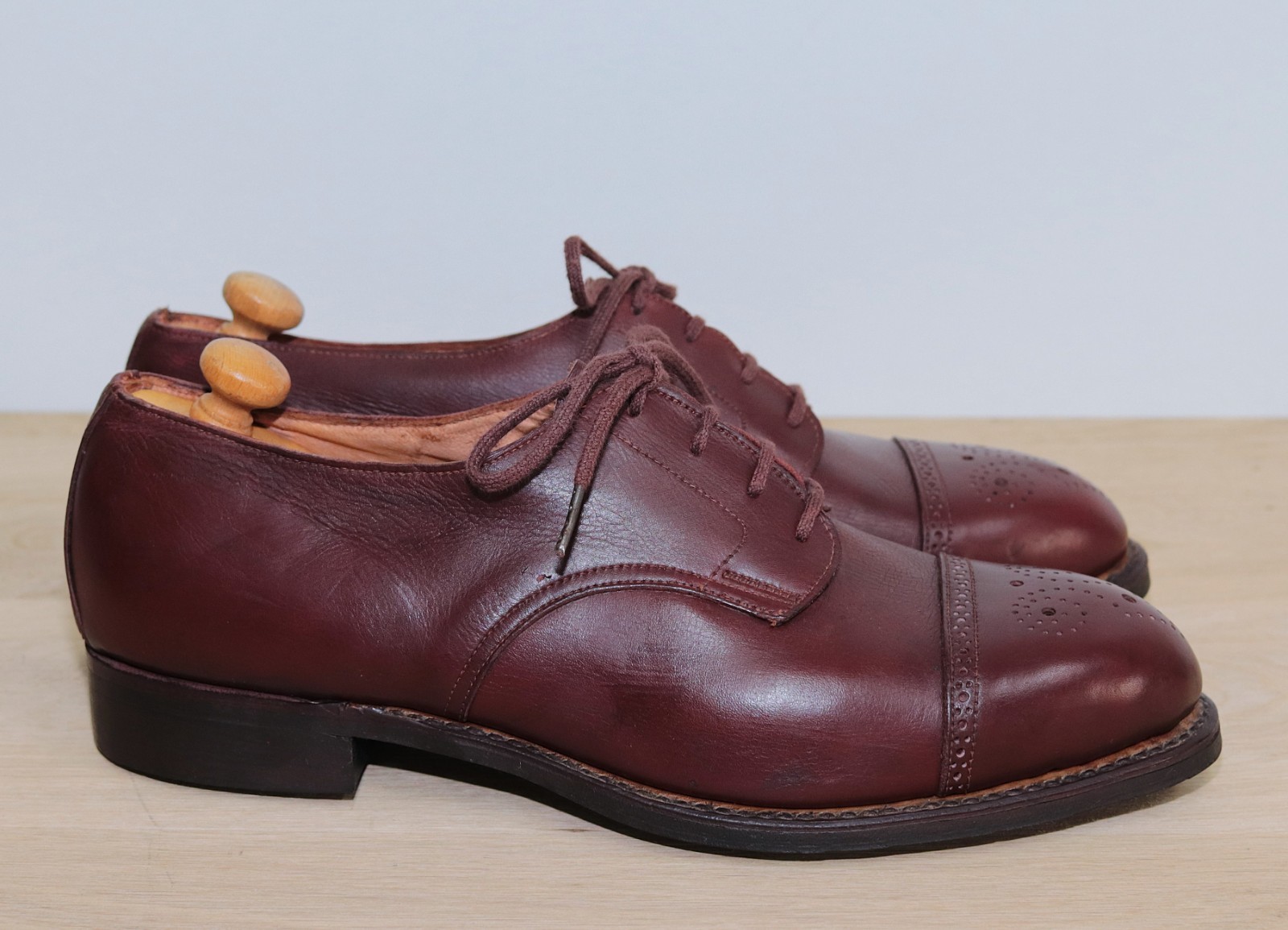 NOS 1940s New French Burgundy Leather Men’s Derby Shoes 41FR 8US Made in France