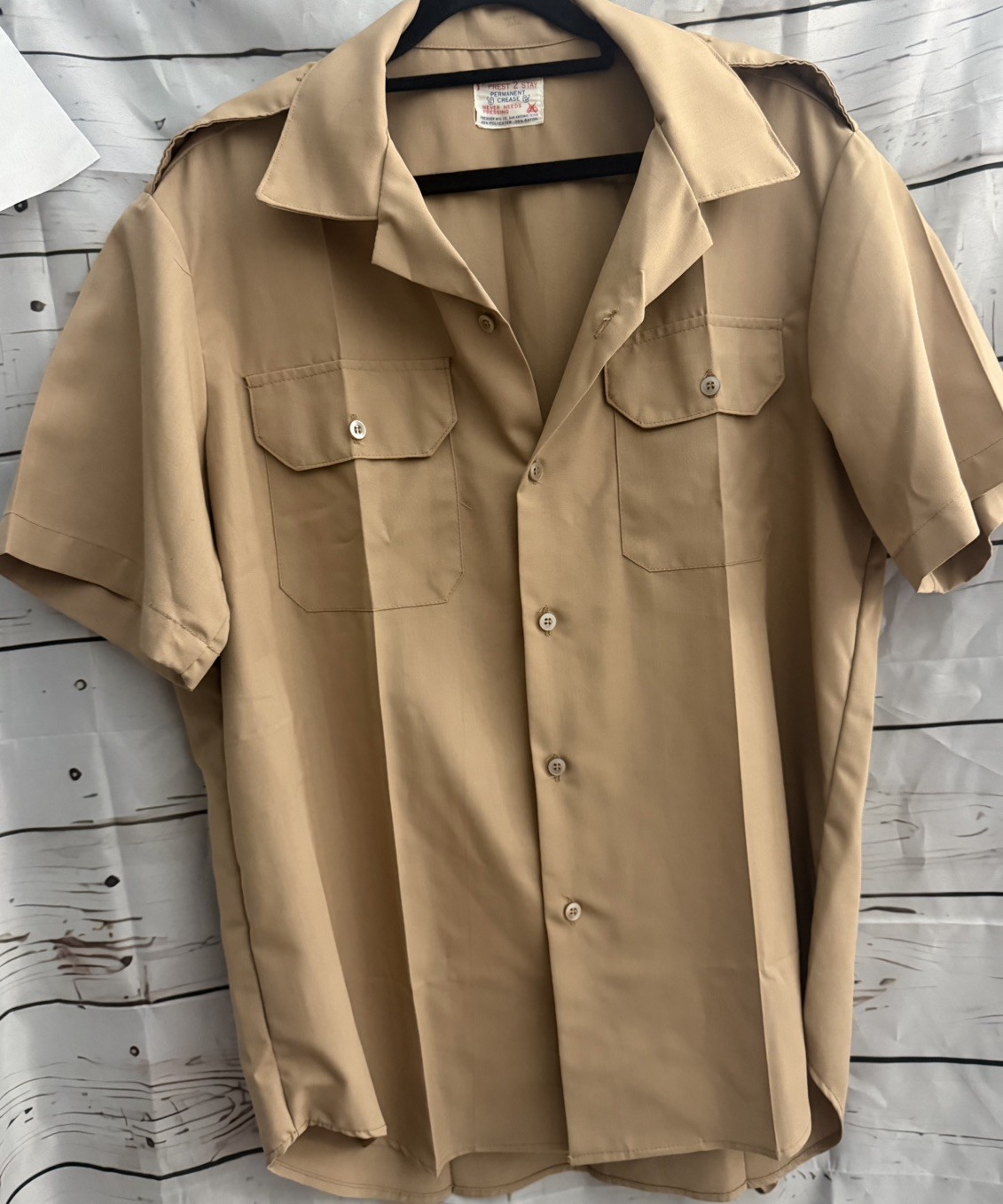 Vintage Finesilver Prest 2 Stay Shirt Tan Epaulets Poly Blend Short Sleeve