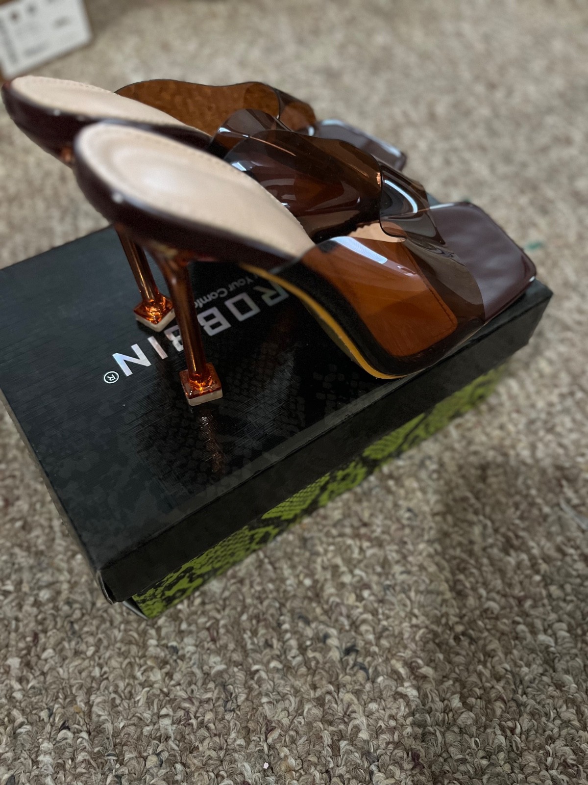🔥vintage clear brown woman size 9 heels🔥