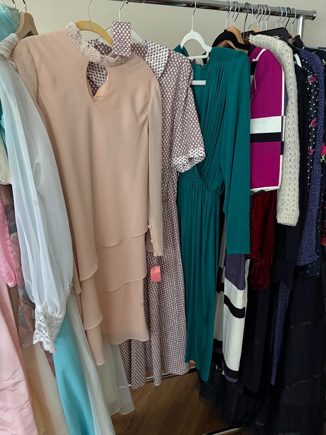 Vintage70’s- 90s Y2k Resellers Lot Of 28 Dresses/skirt /sweater Mixed Lot