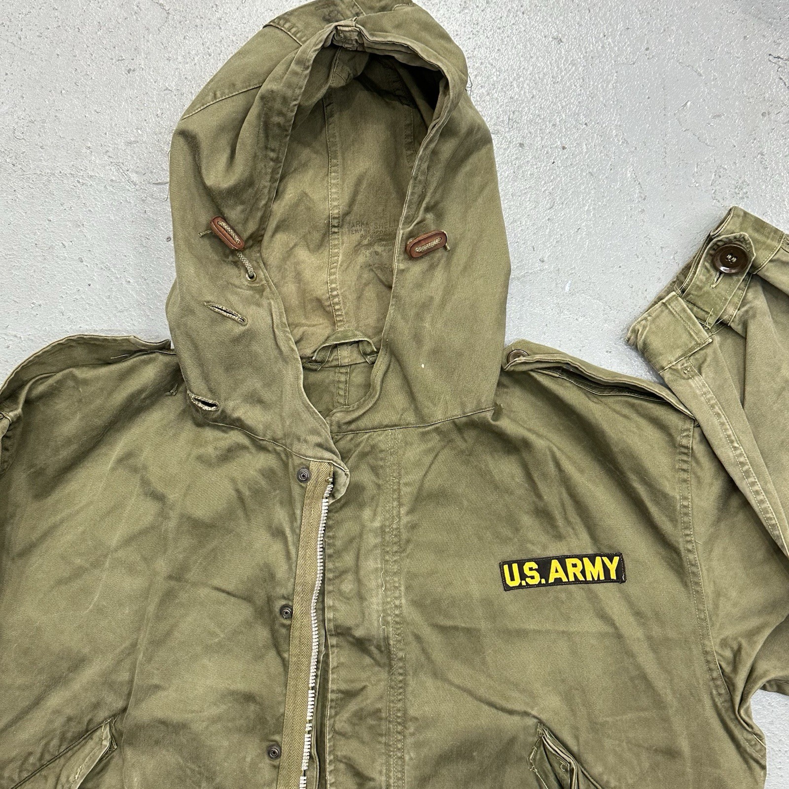 Vintage US Army Jacket Mens Extra Large M51 Fishtail Parka Distressed Coat