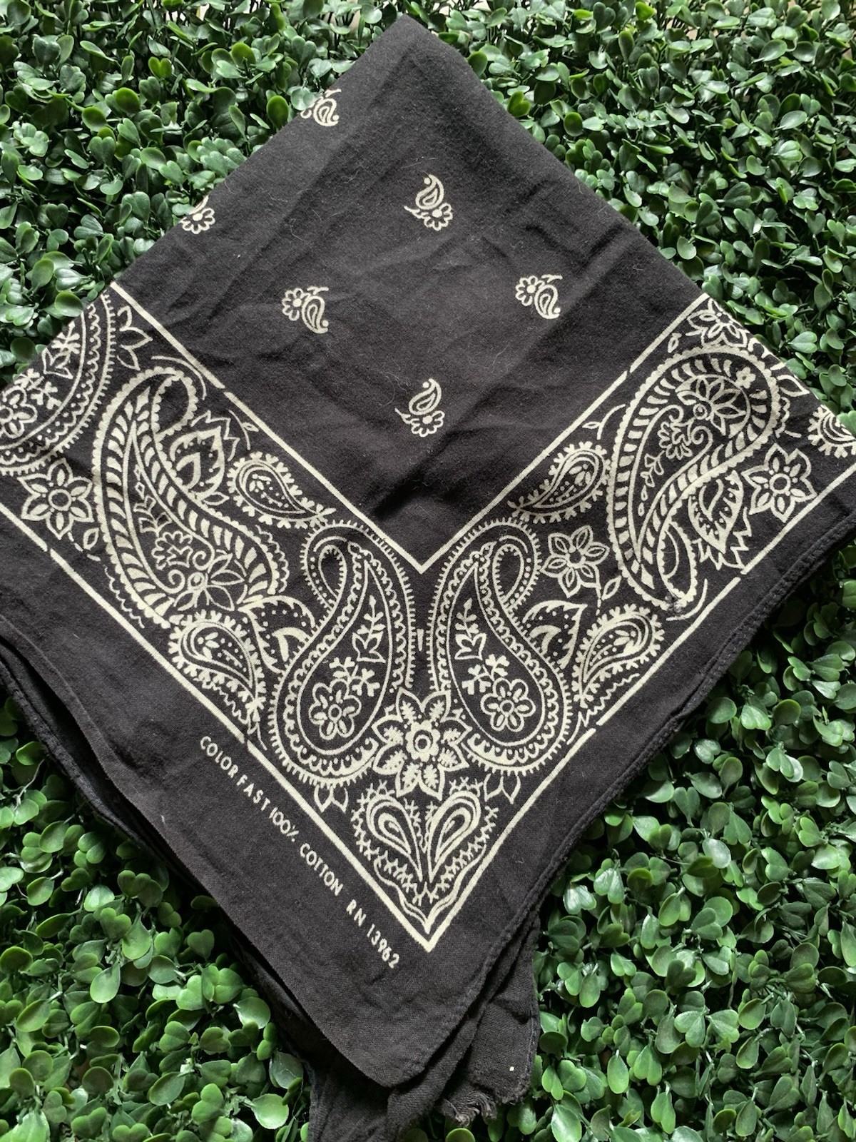 Vintage 80s western black and white paisley floral soft cotton bandana