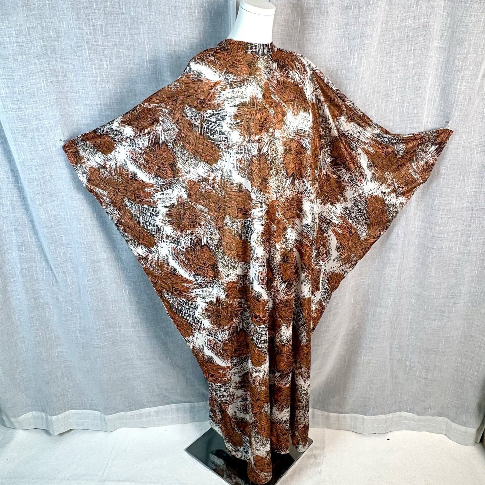 Vintage 1970’s Caftan Kaftan Batwing Copper Tiki Hippie One Size