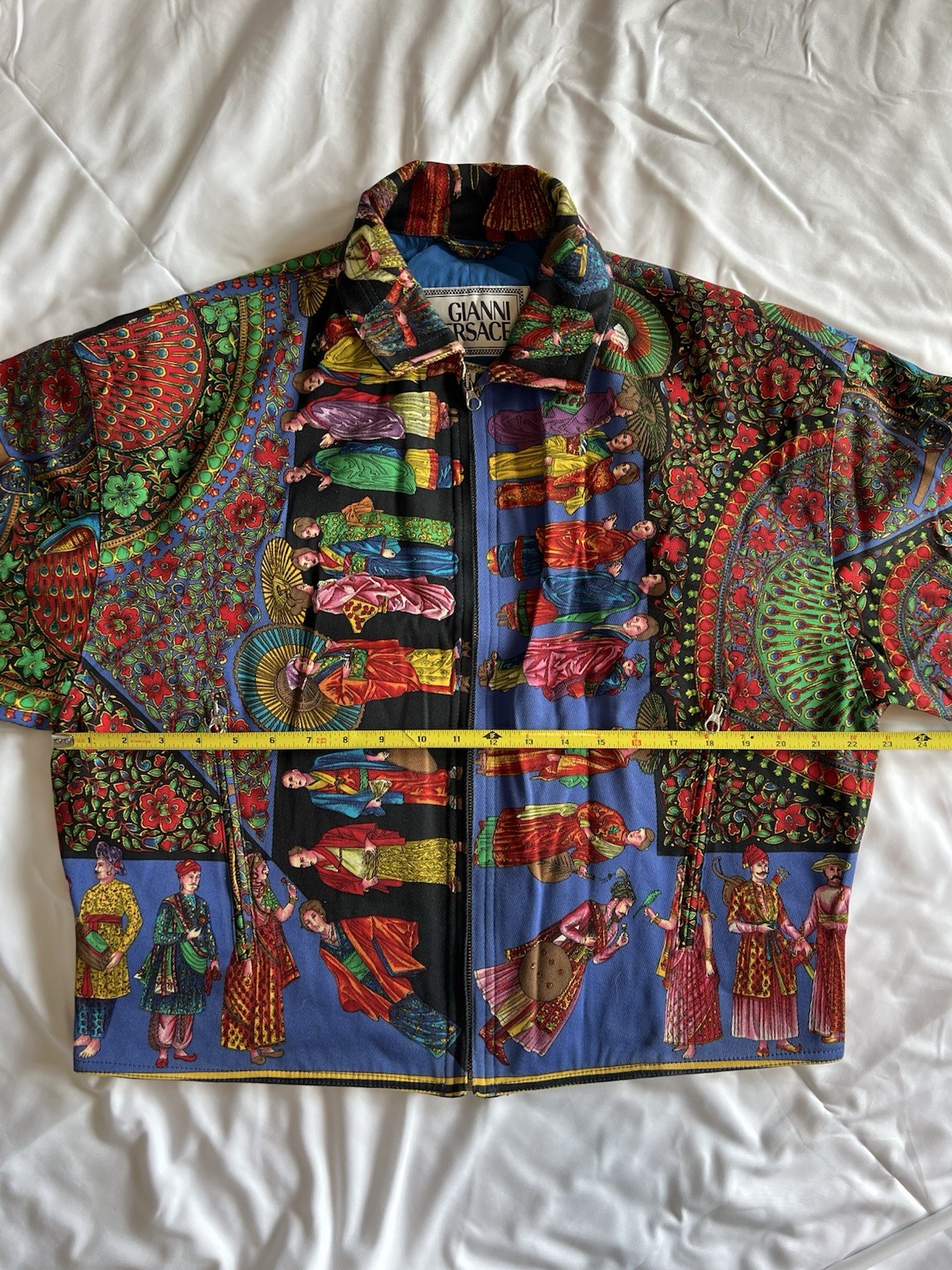 Gianni Versace Barocco Rare Vintage Men’s Denim Figures Jacket 1992 NWOT Size 54