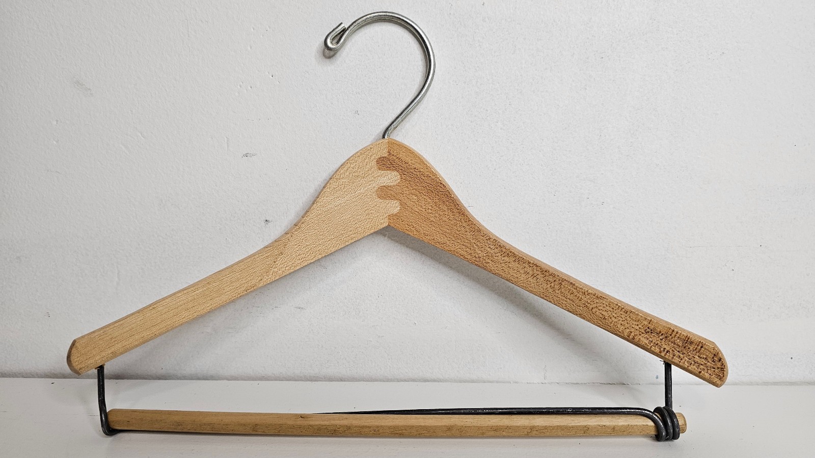 Vtg Batts Natural Wood Wishbone Hangers 12.5″ For Youth Sizes 8-14 NOS Lot Of 10