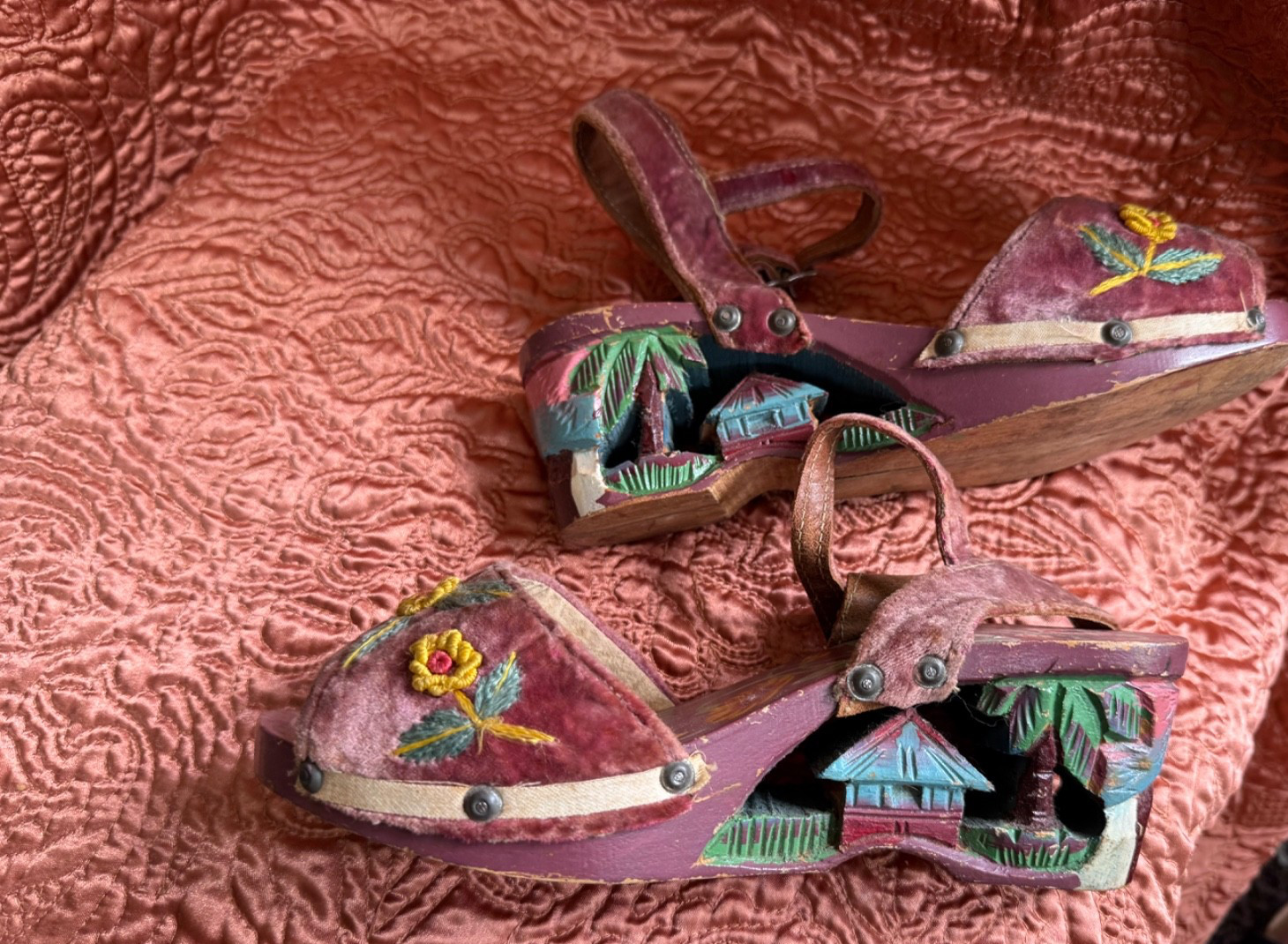 Vintage WWII Philippines Hand Carved Wood & Embroidered Velvet Bakya Shoes