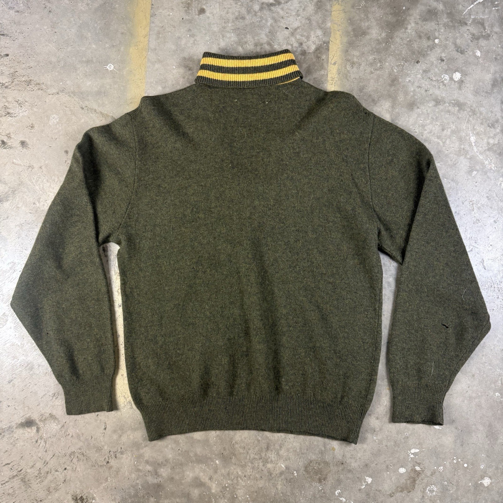 True Vintage Rollneck Sweater Large Lambs Wool 1950s 1960s Green Yellow Striped
