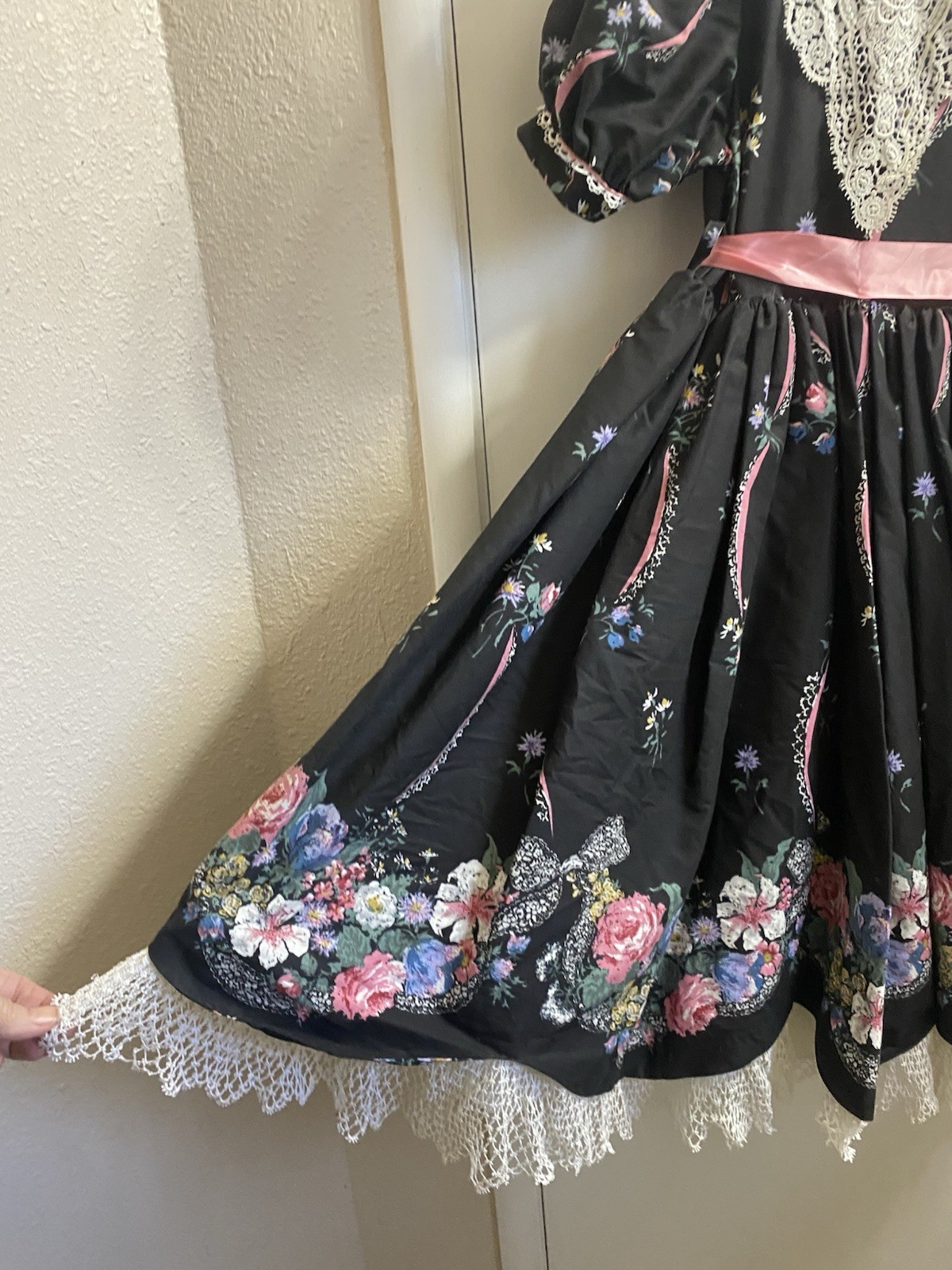 Vintage Daisy Kingdom Lace Collar Floral And Ribbons Dress Size Girls 7
