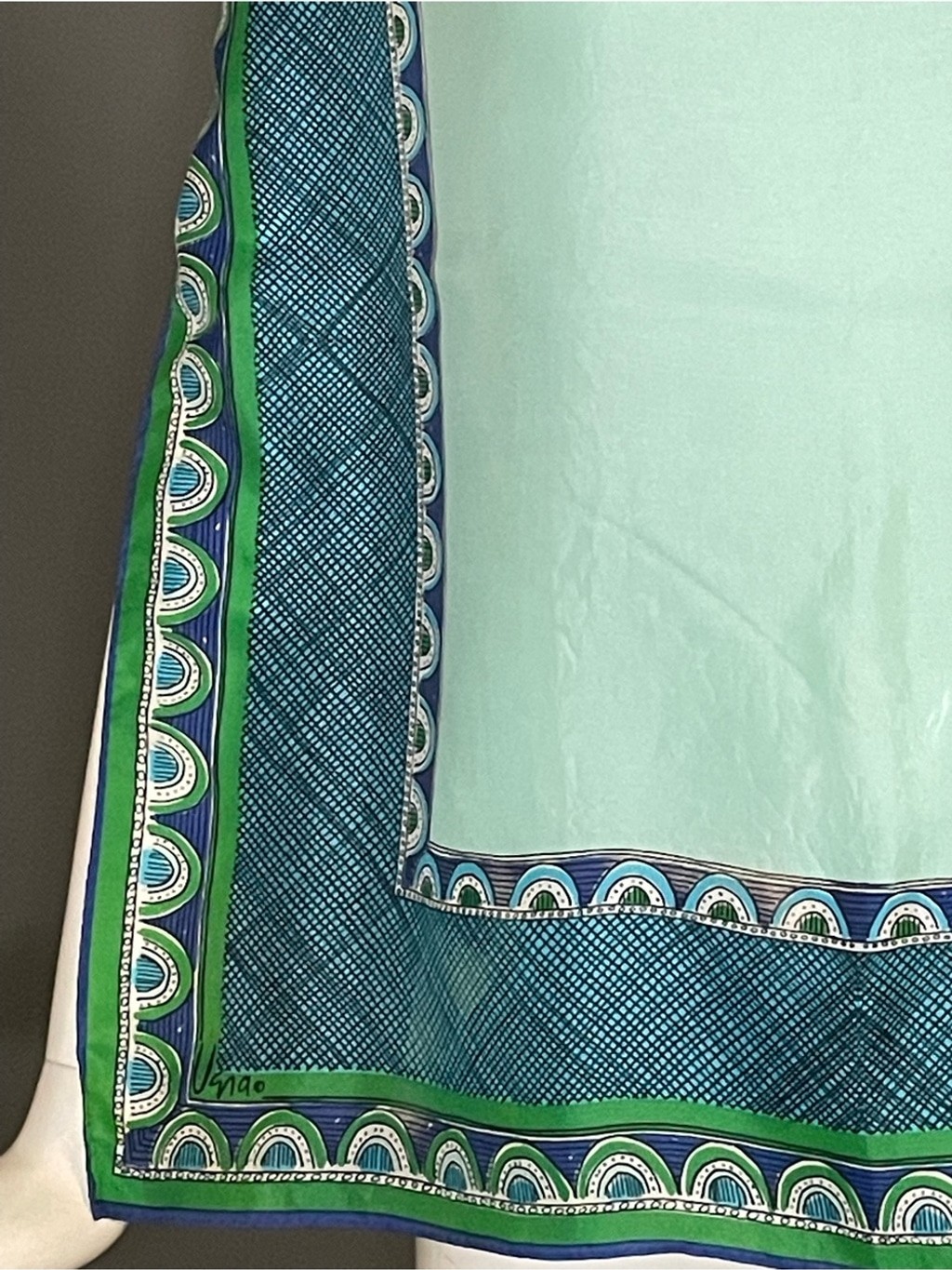 Vintage Vera Silk Blend Scarf 22 In Sq Good Condition