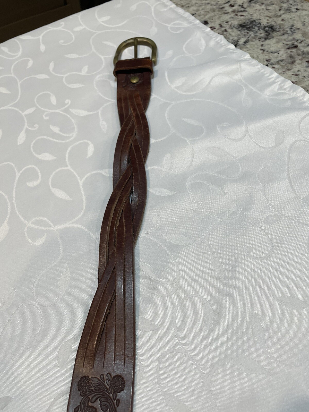VINTAGE HAND TOOLED LEATHER BELT 41 Inches Belt Length Not Including Buckle
