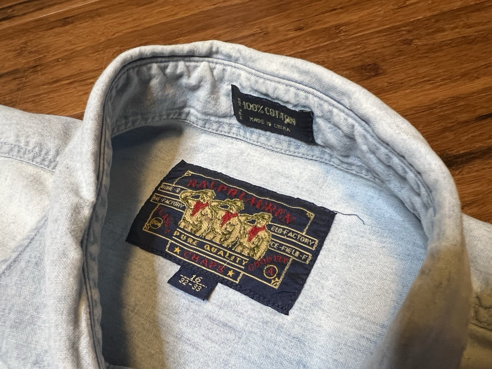 Vintage Men’s Ralph Lauren Chaps Faded Lightweight Denim Chambray Shirt 16 32-33