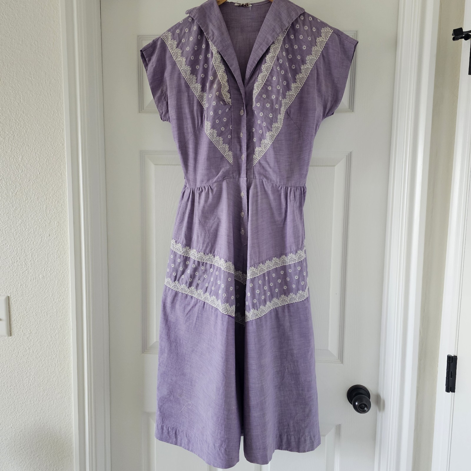1940s 1950s Vintage Lavender Purple Sundress Lace VNeck ALine Midi Dress #66