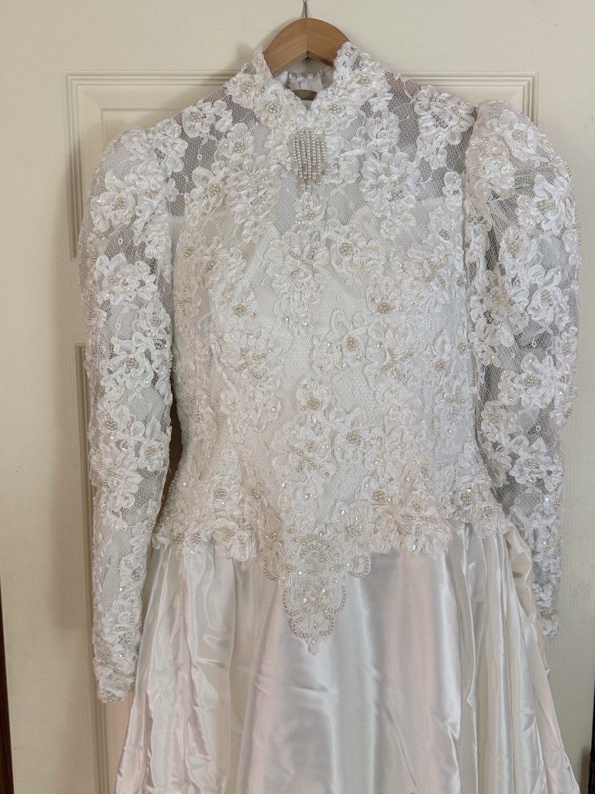 1989 Vintage Wedding Dress Satin And Lace