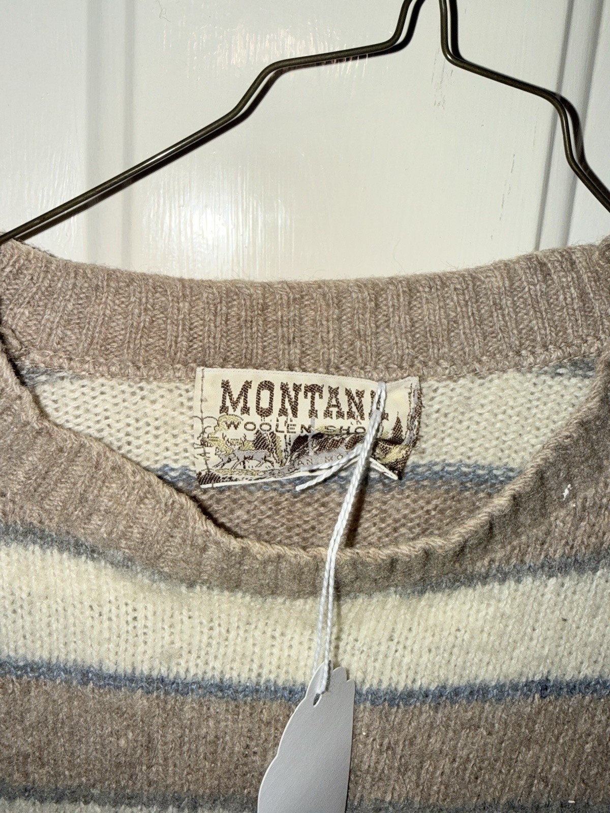 Vtg Montana Woolen Shop Woman’s Long Sleeve Size S/M Sweater (EASY1)