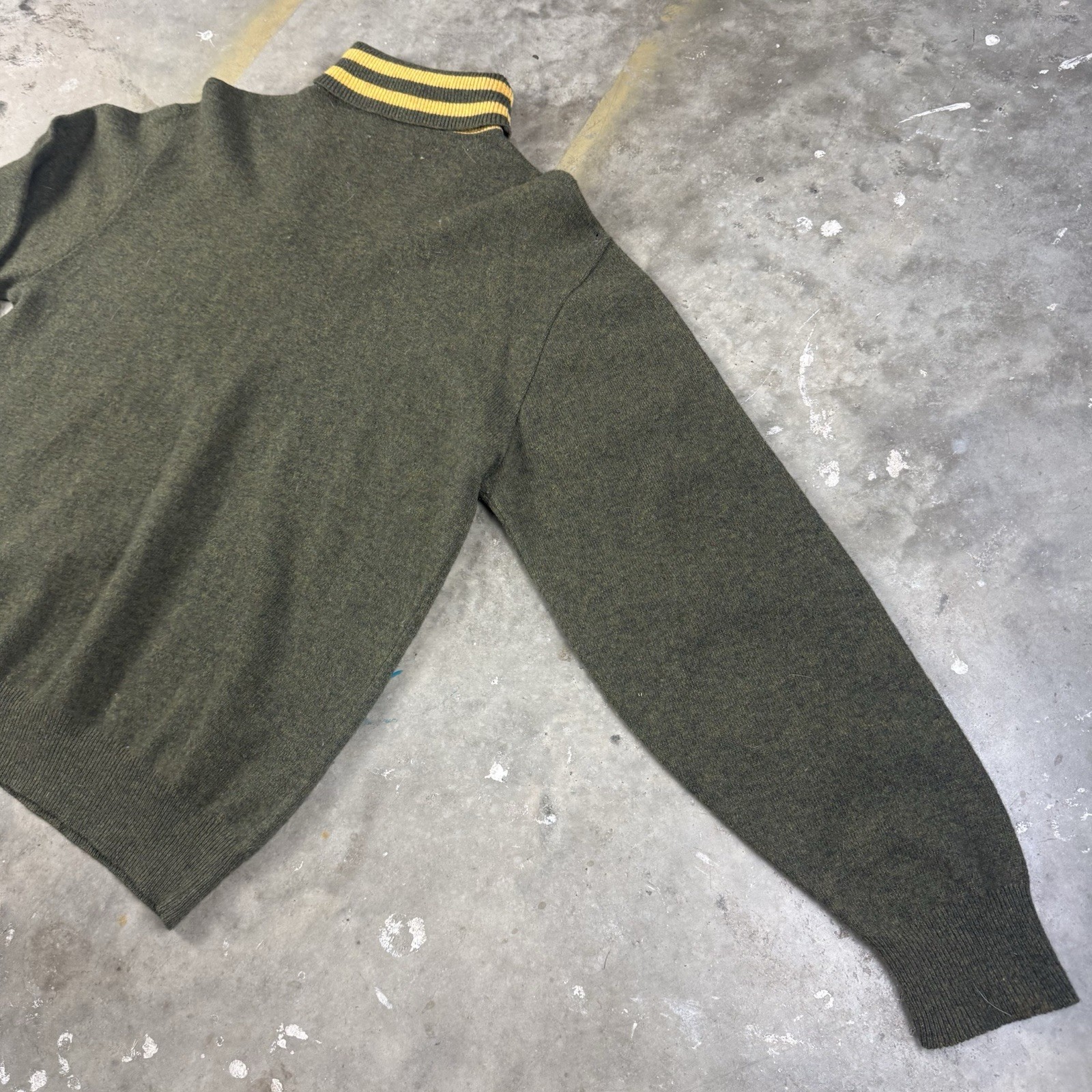 True Vintage Rollneck Sweater Large Lambs Wool 1950s 1960s Green Yellow Striped