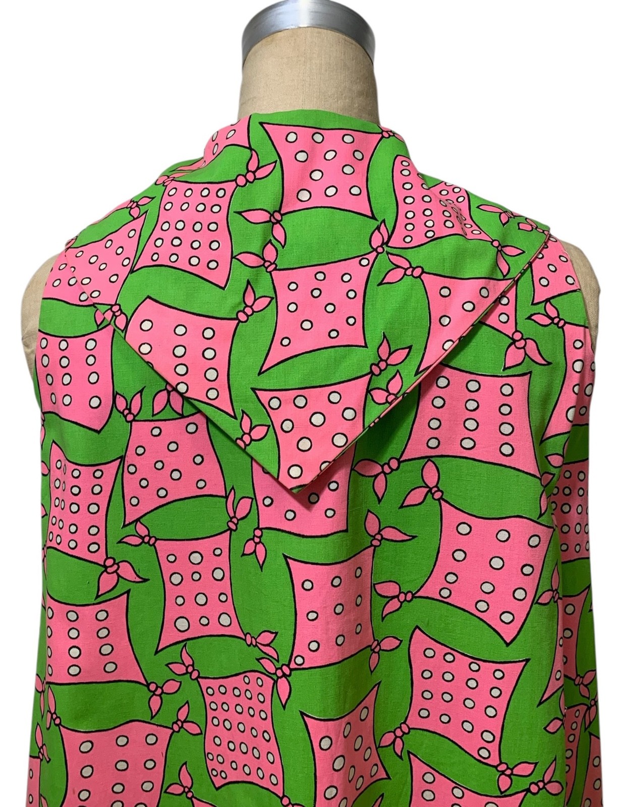 Late 60s/Early 70s Vintage Women’s Scarf Print Miss Bergdorf Trapeze Dress Sz S