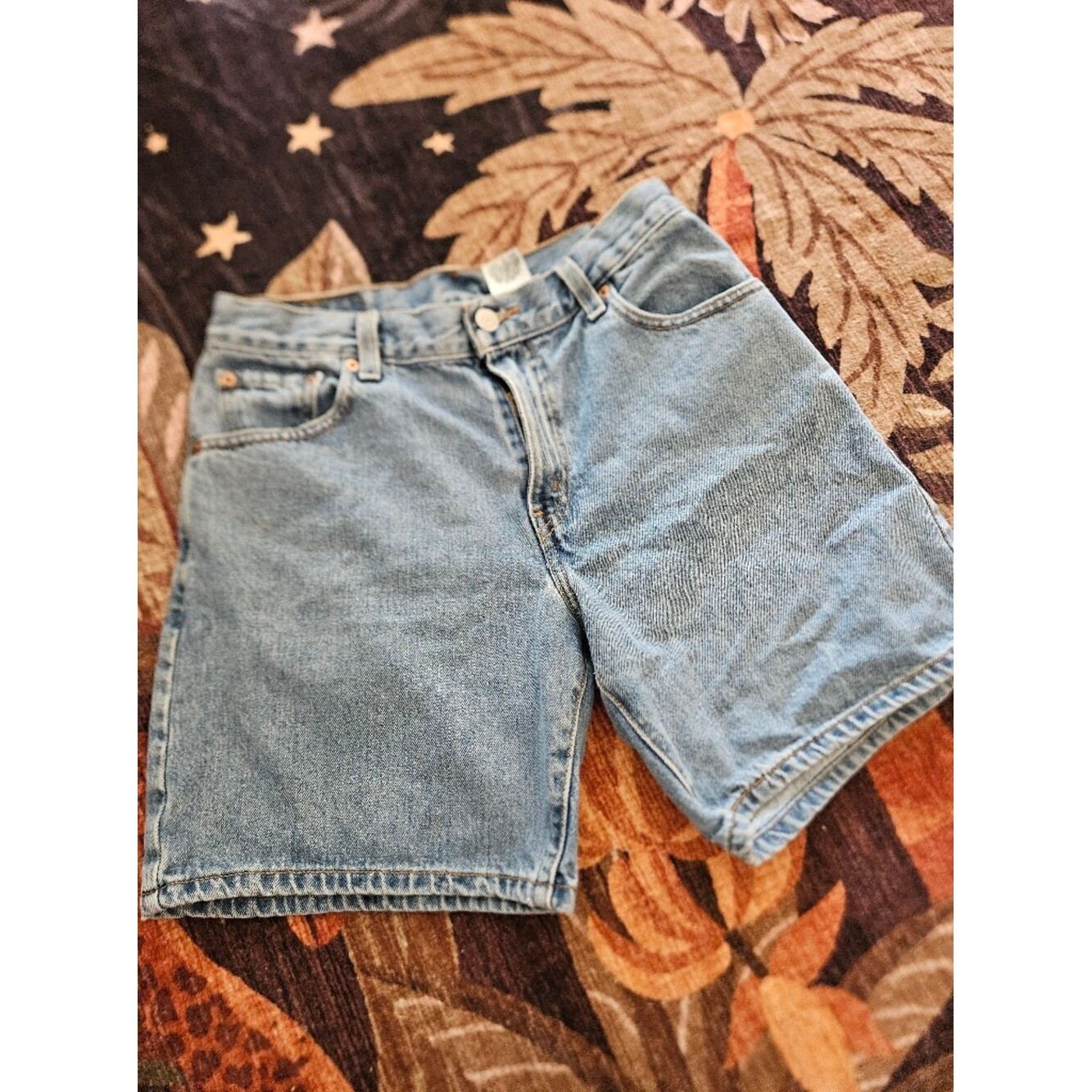 Classic Light Blue Denim Levi Shorts