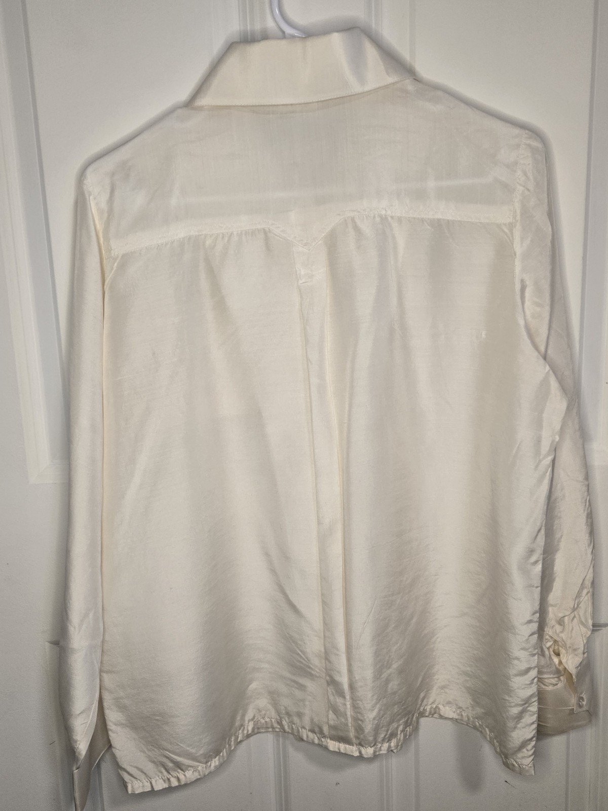 Vintage 100% Silk Blouse Sz 16 White Button Up W/ Pocket Made In The Philippines