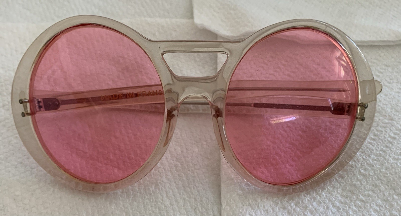 Groovy Boho Disco Vintage Late ‘60s-Mid 1970s Pink Oversized Sunglasses France
