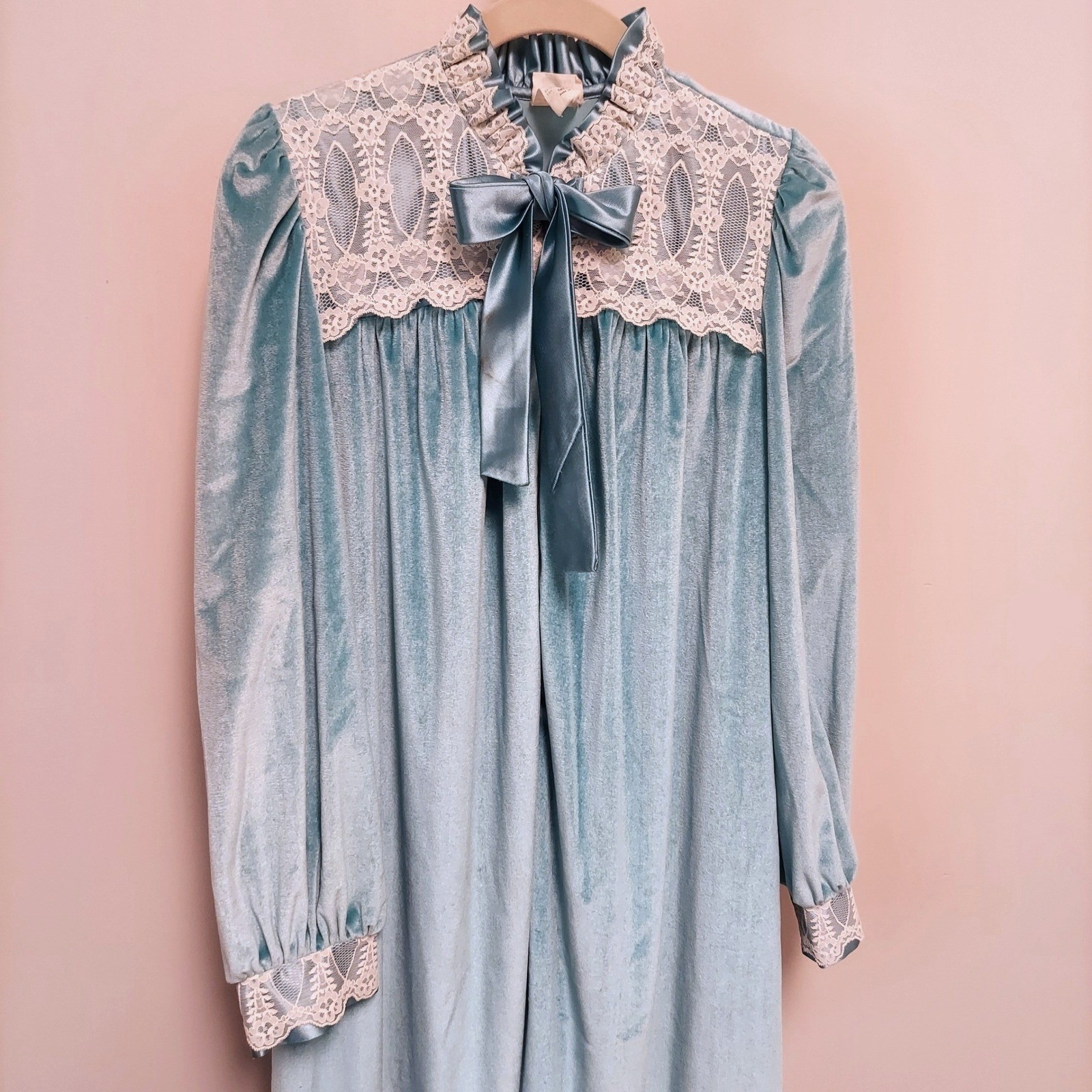 Vintage Donna Richard Gilligan O’Malley Blue Velour Lace Nightgown M Coquette