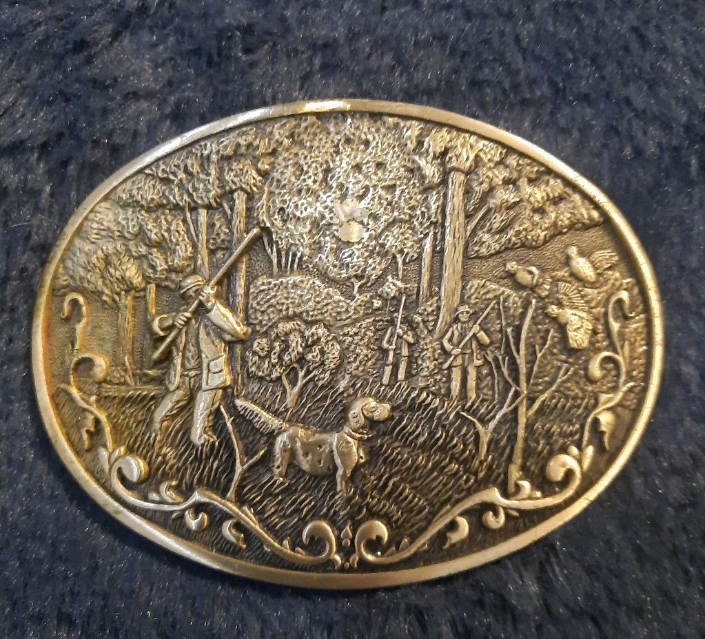 Bird Hunting Dog Scene Hunters Solid Brass Vintage O.C. Tanner Belt Buckle