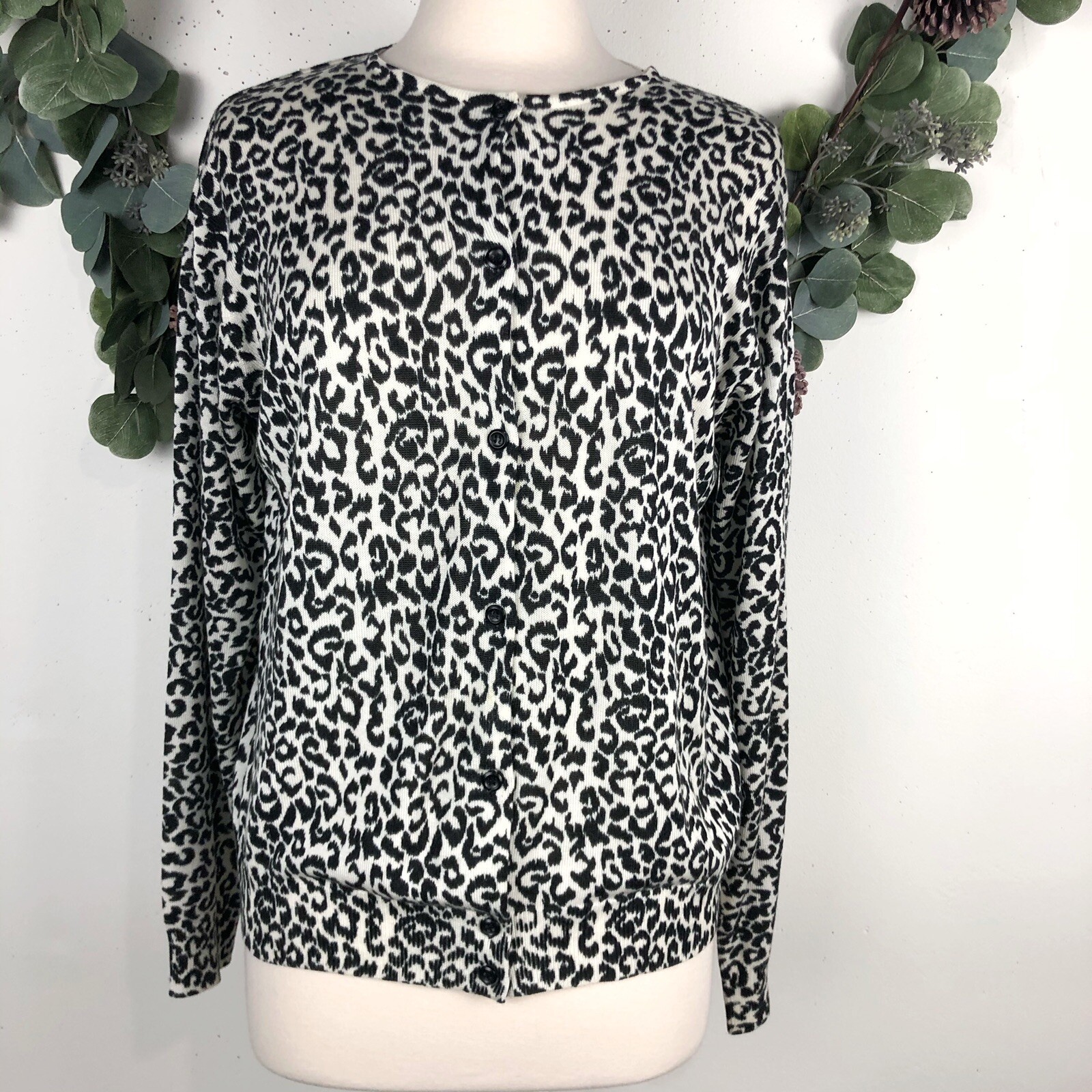 Vintage Leslie Fay Sweater L Black White Animal Print Leopard Cardigan 80s 90s