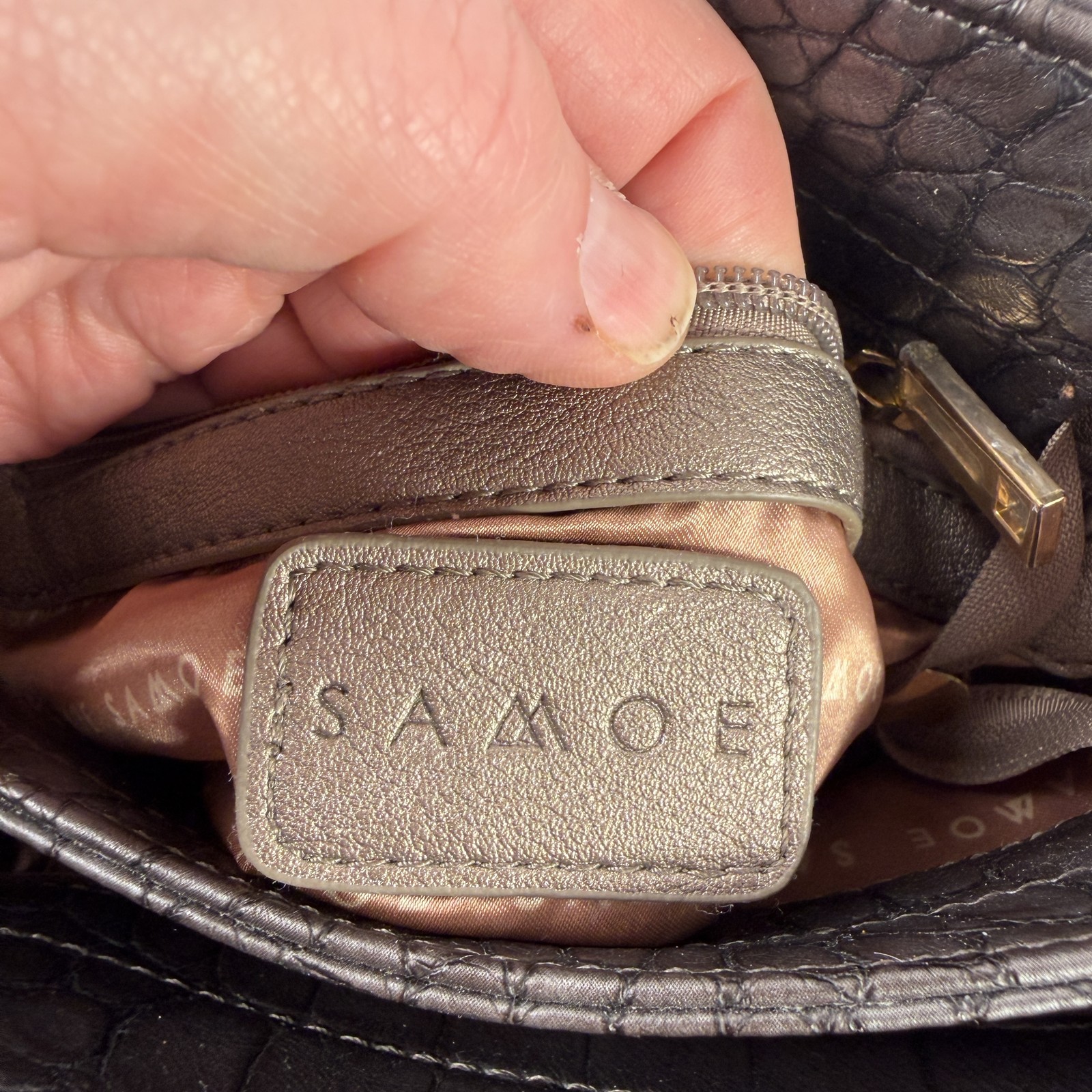 SAMOE Vintage Crocodile Embossed Crossbody Bag Dark Gray Bronze Metallic