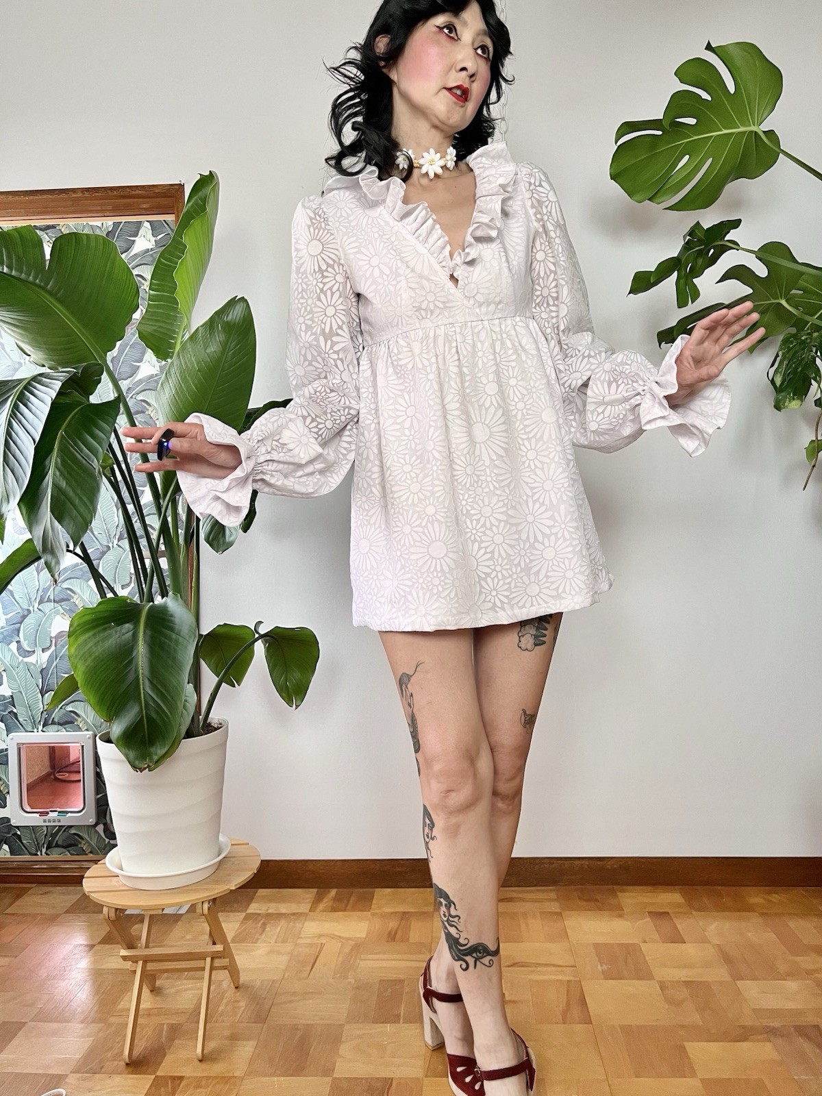 60s Mod Flocked Daisy Mesh Babydoll Mini Dress Sheer Balloon Sleeve Wedding XS/S