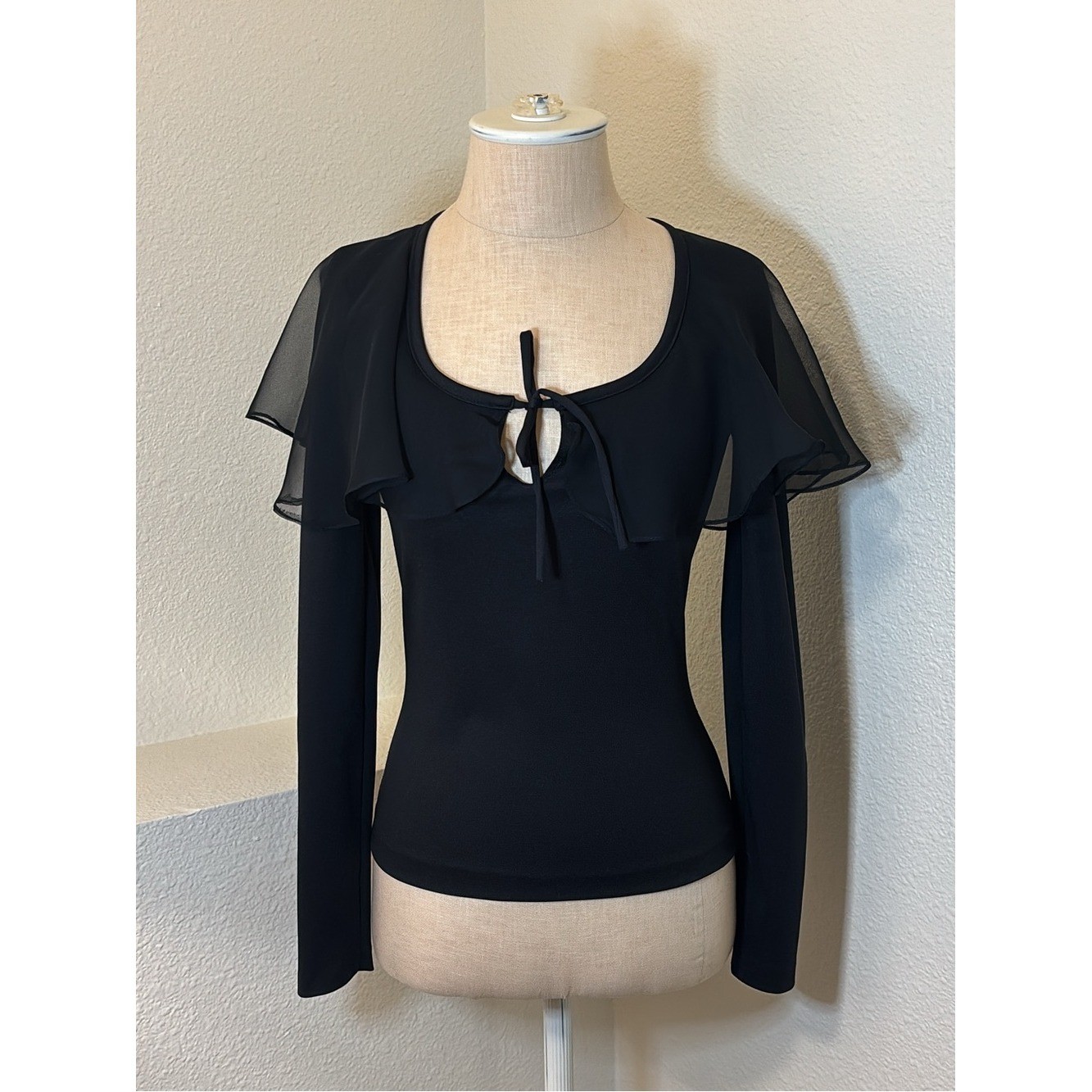 Vintage 2000s Y2K Fredericks of Hollywood Black Long Sleeve Ruffle Tie Front Top