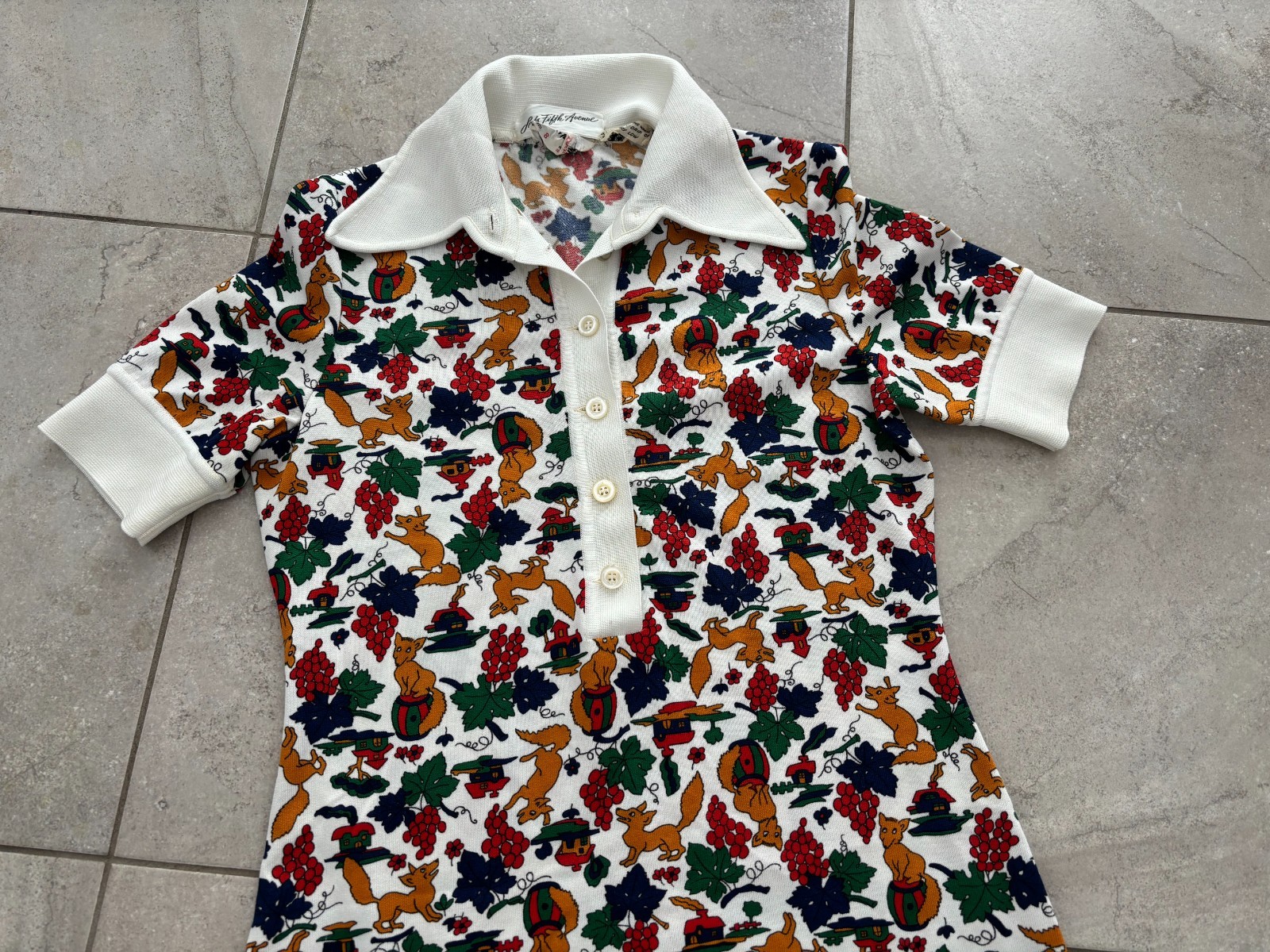 Vintage 1960s Goldworm Saks 5th Ave Fox Print Italy Grapes Shirtdress Polo Mod 8