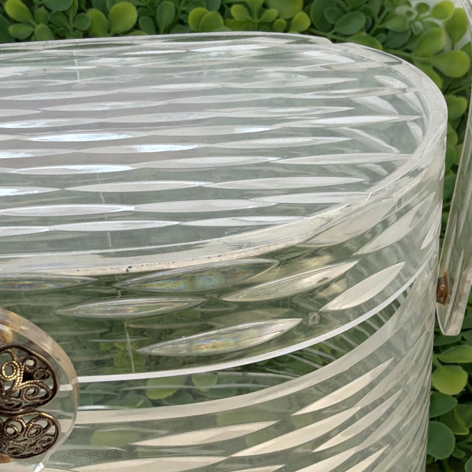 Vintage WILARDY Clear Lucite Purse Handbag With Strap Flower Handle 7″