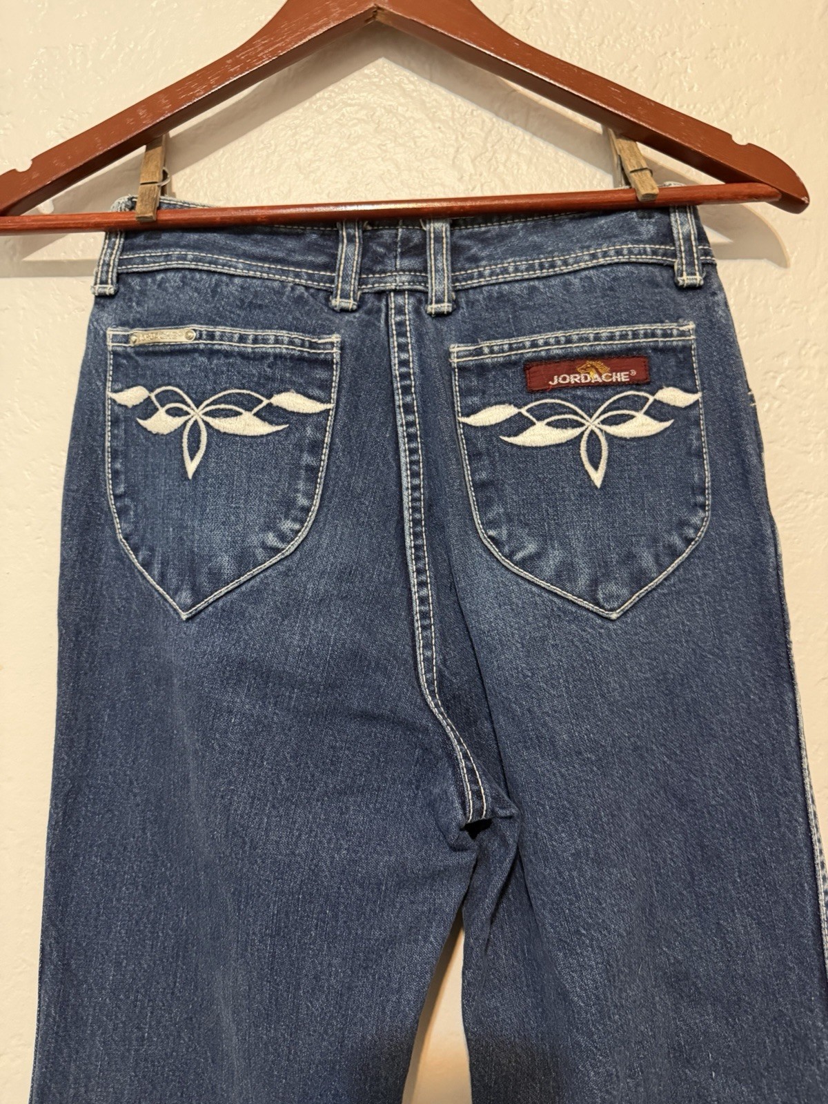 VTG 70s 80s Jordache Woman High Waist Flare Jeans 25 X 32 Made in HK Embroidered