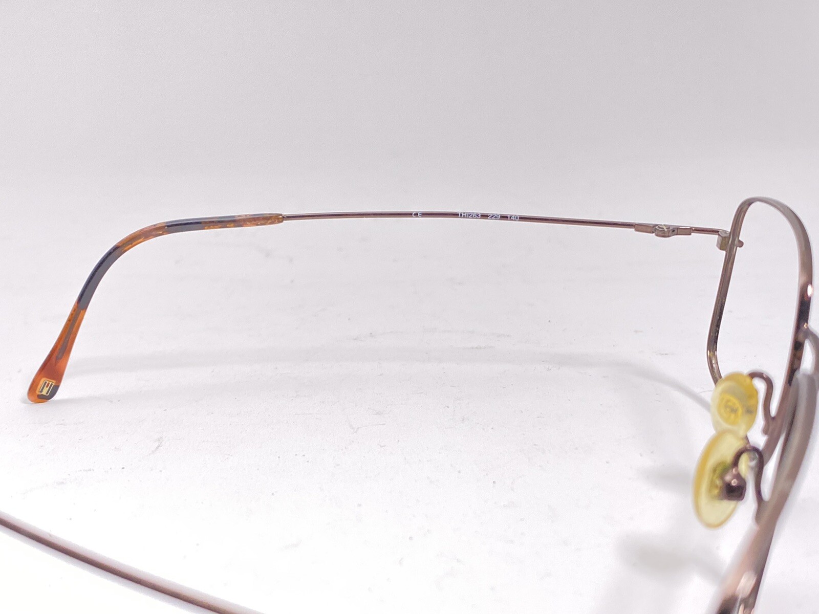 VTG Tommy Hilfiger Eyeglass Frames Glasses – THI263 229 50 – 20 – 140