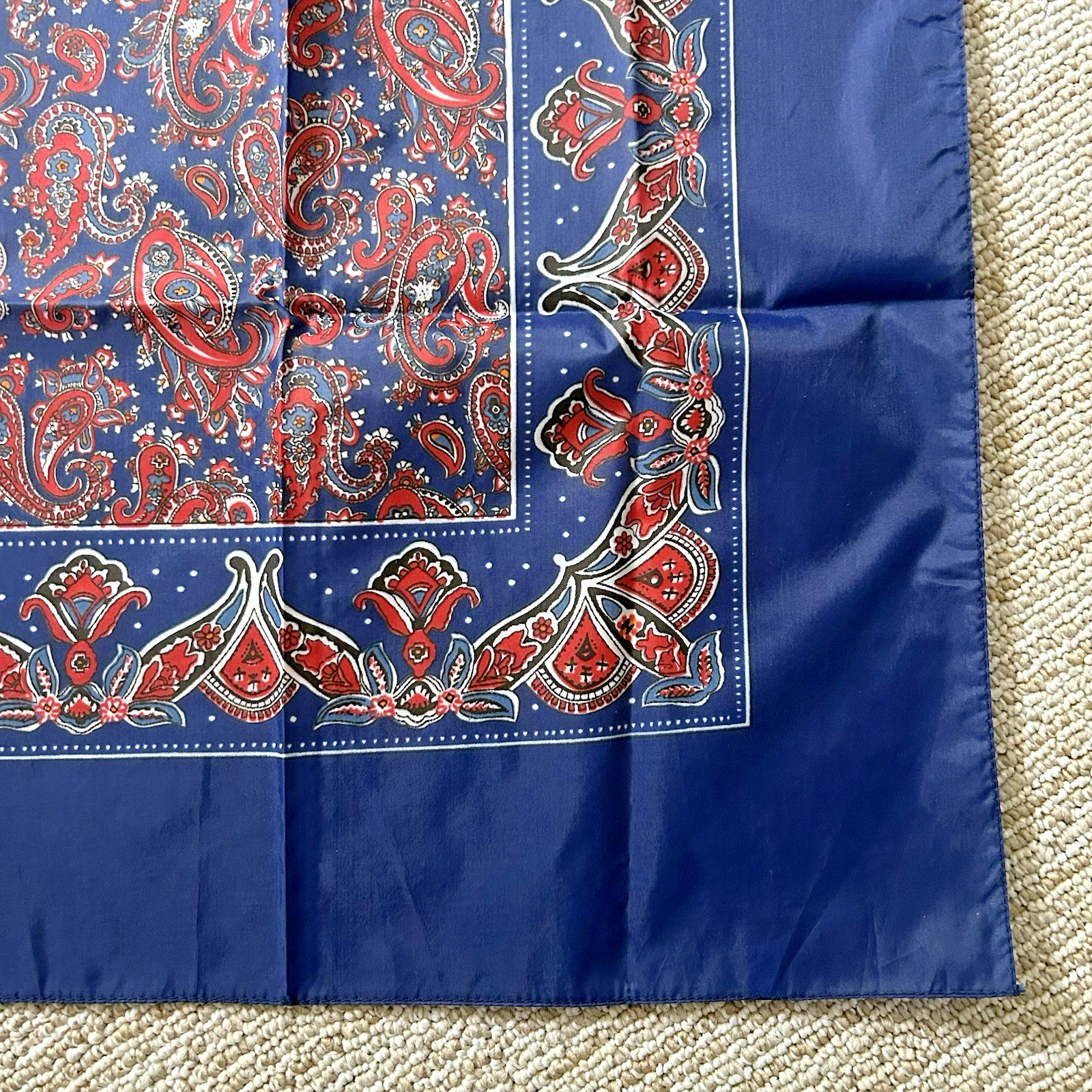 Vintage Scarf Wrap Red Blue Paisley Water Repellent 27 X 27 NIP